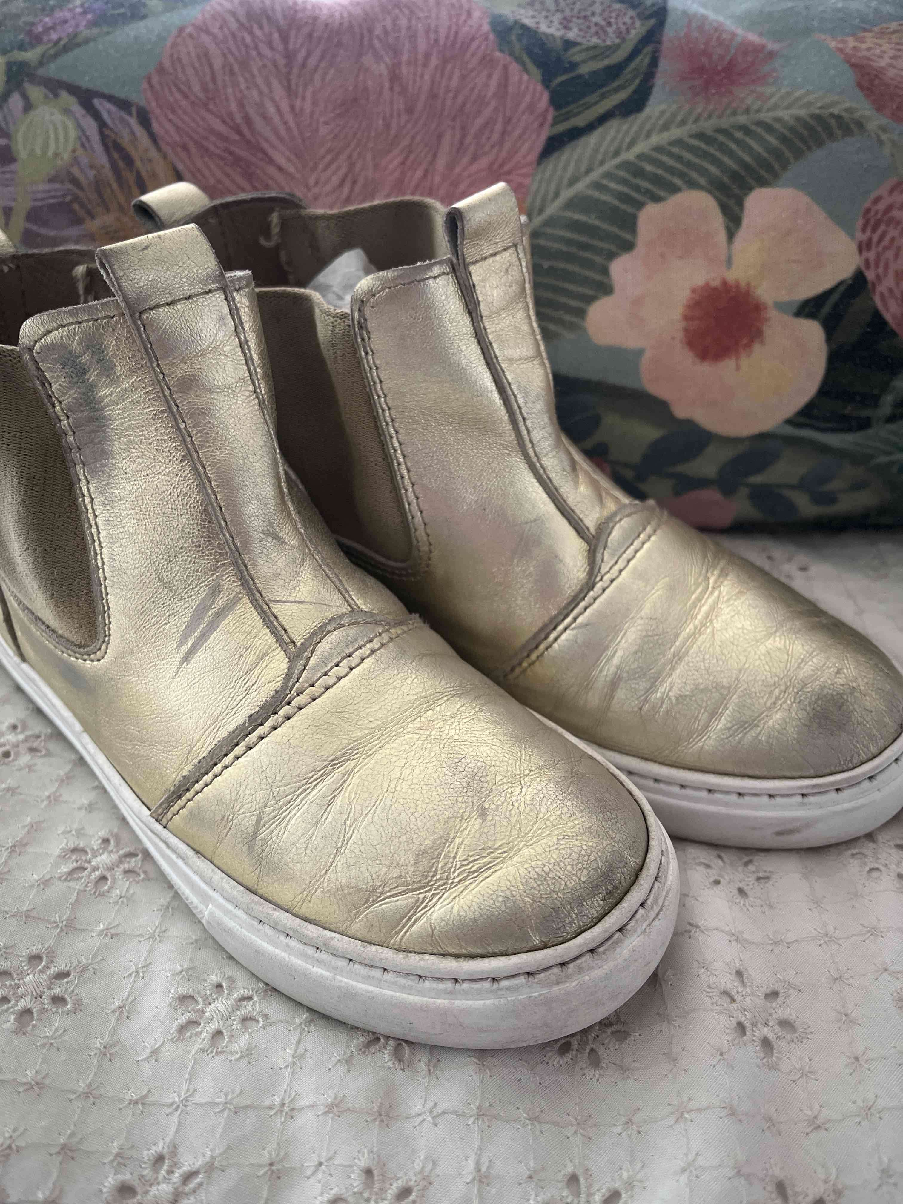 Botines cuero dorados 32 - miniatura 4