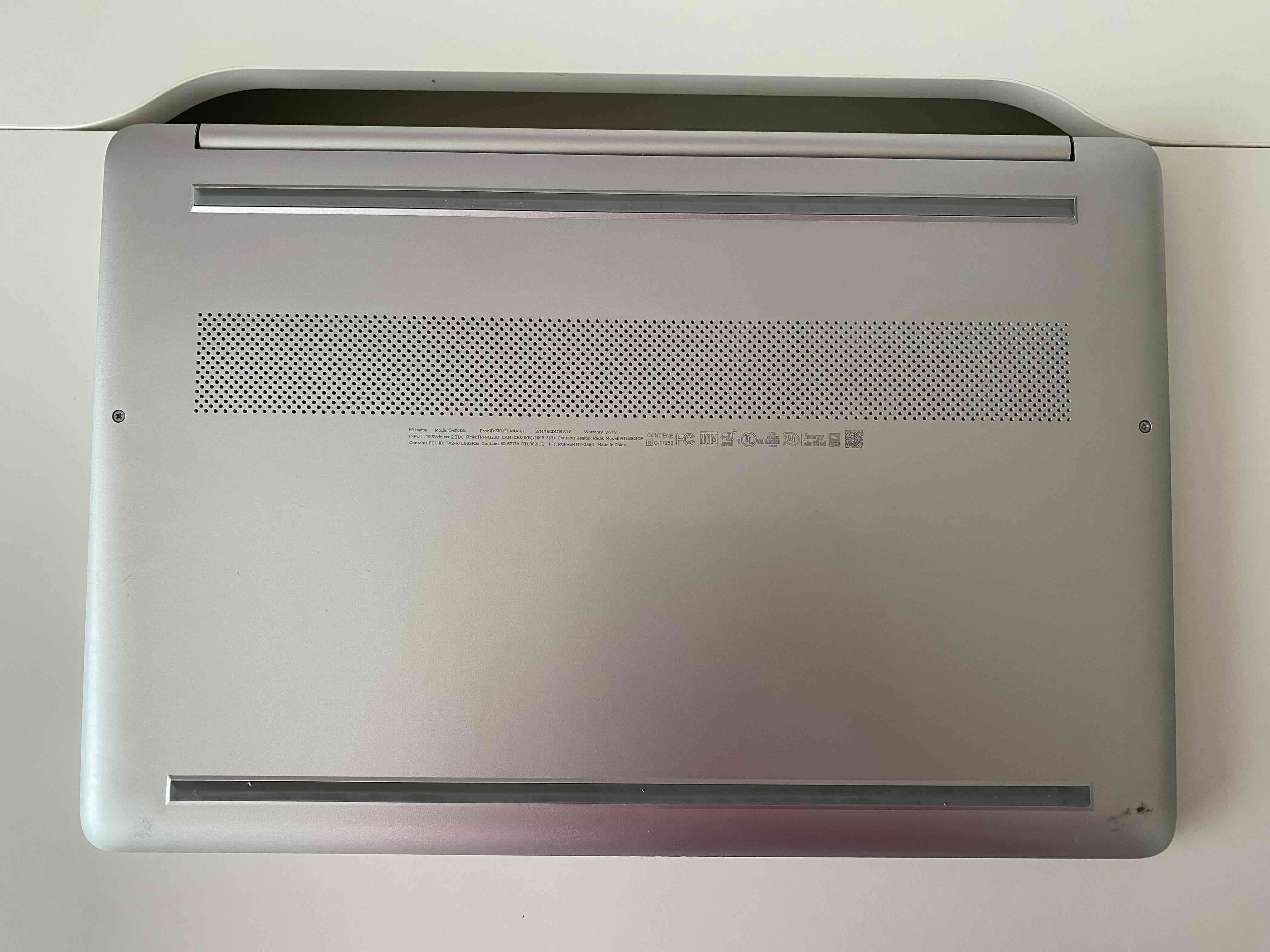 Laptop HP gris - miniatura 2