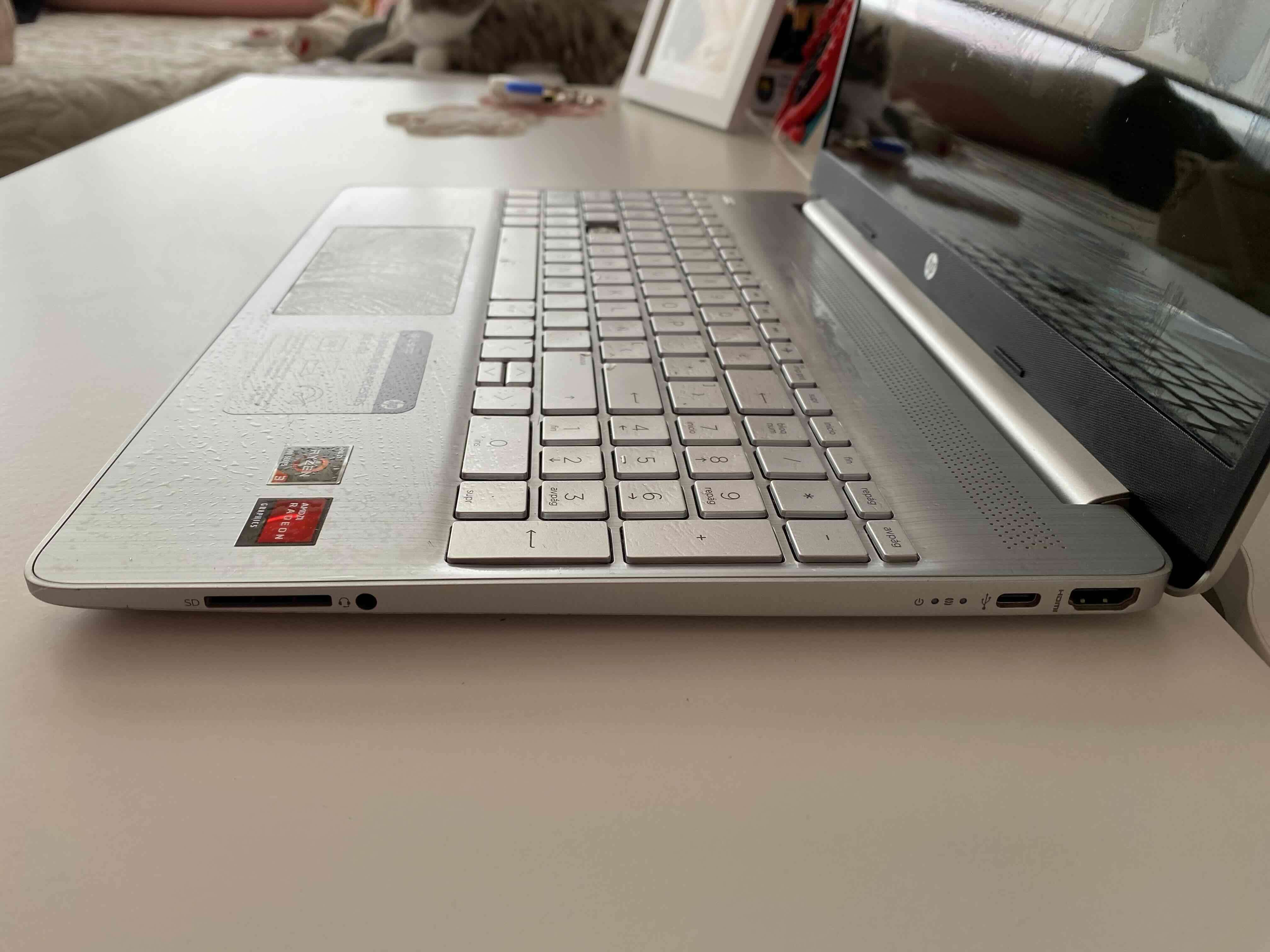 Laptop HP gris - miniatura 6