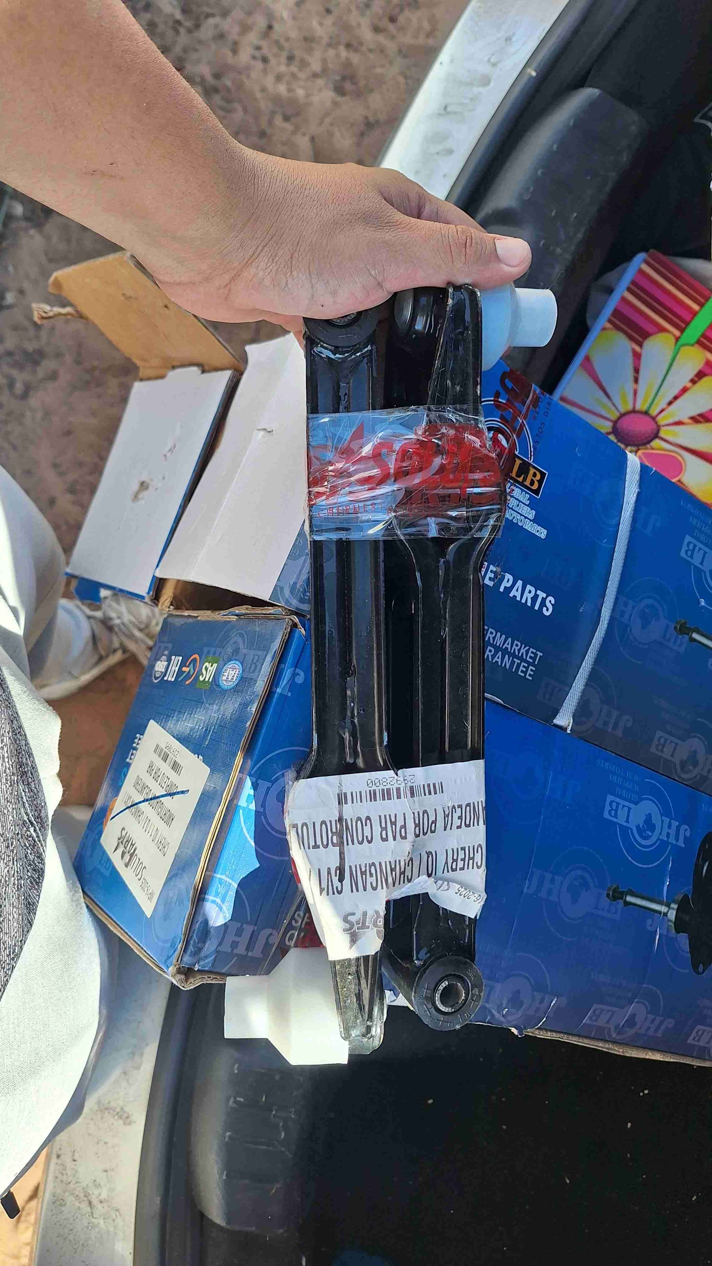 Terminal de dirección Chery IQ - miniatura 3