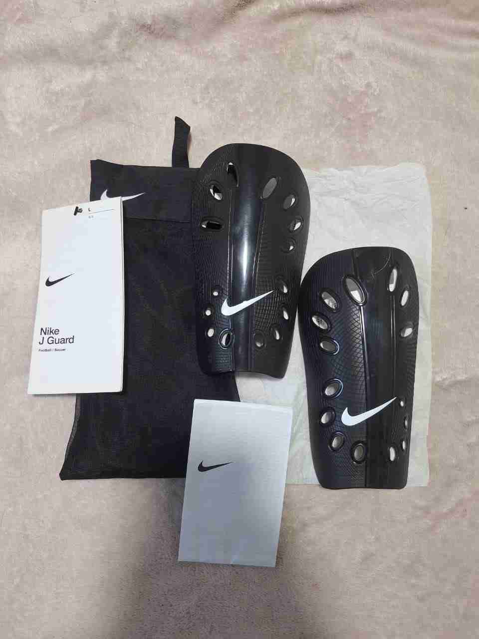 Canilleras Nike J Guard negras - miniatura 3