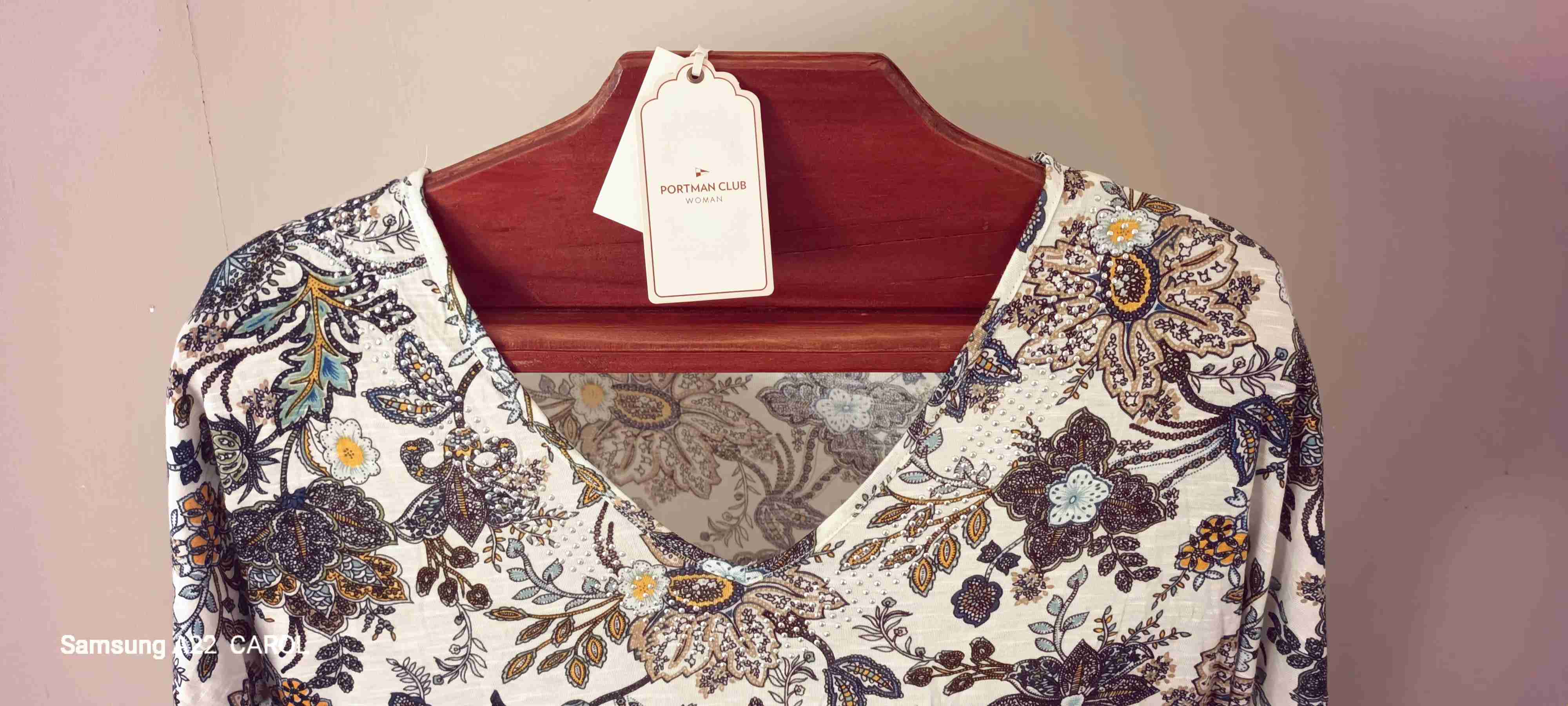 Polera rosa con encaje - miniatura 4