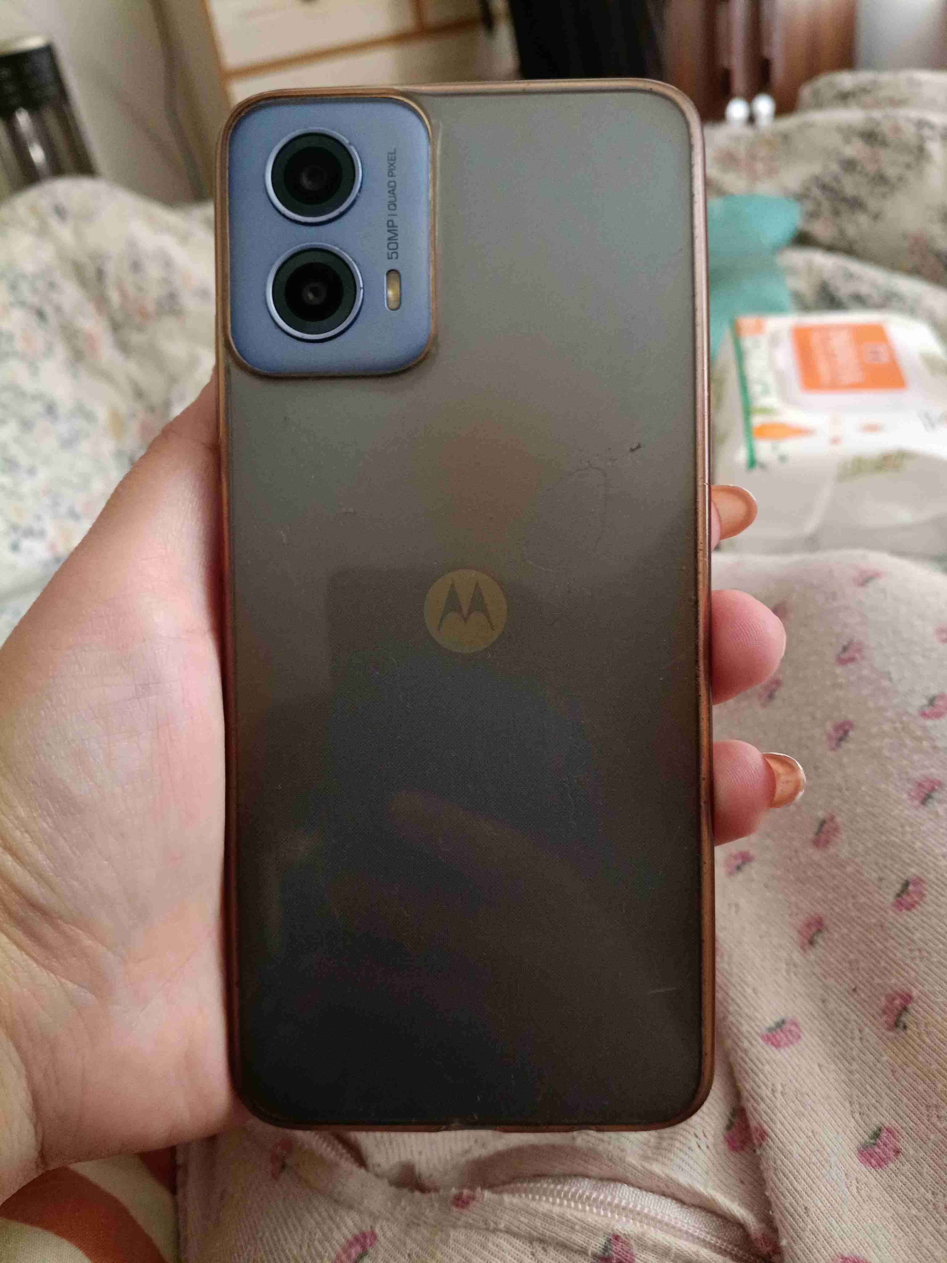 Smartphone con pantalla grande - miniatura 2