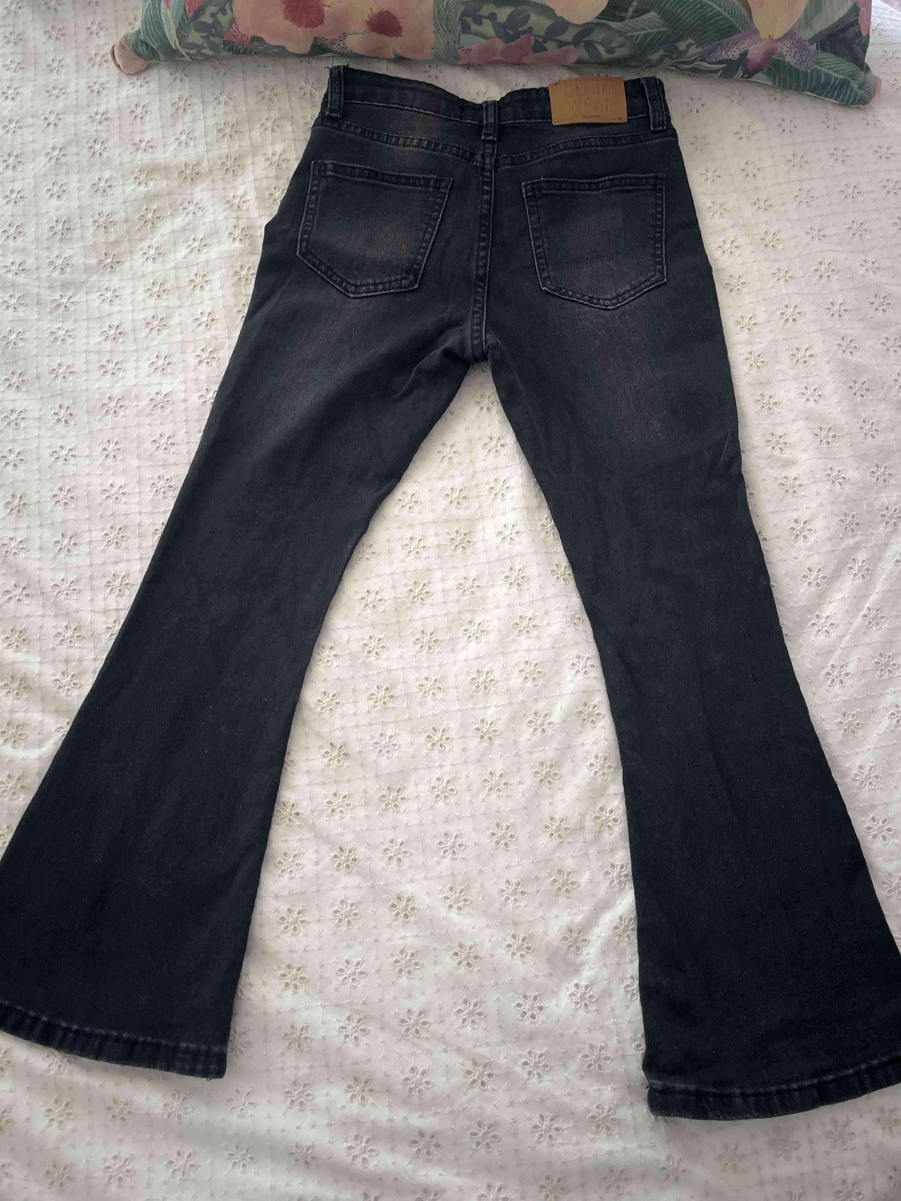 Jeans negros con tachas 10 - miniatura 2