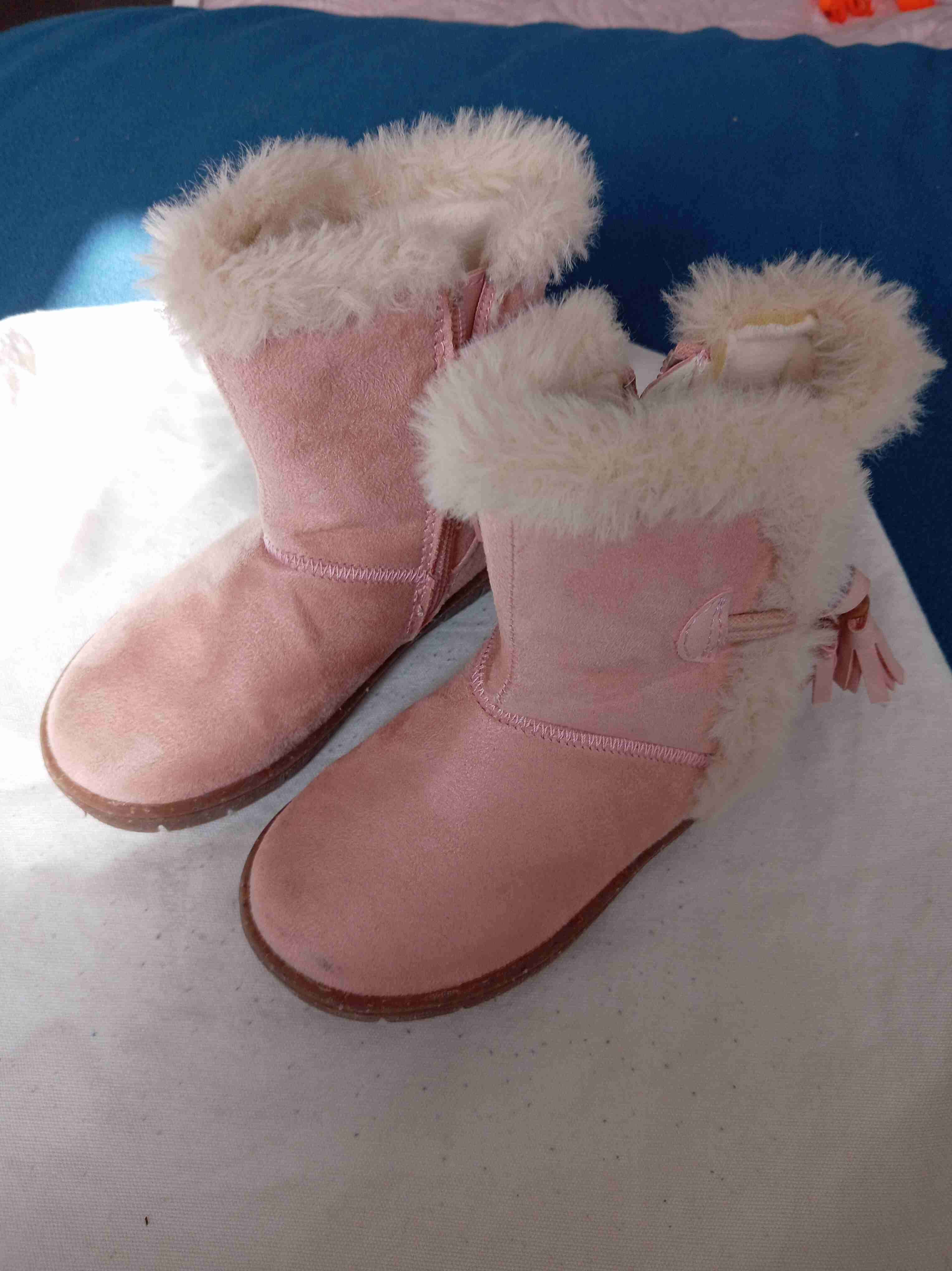 Botas rosadas con forro peludo - miniatura 1