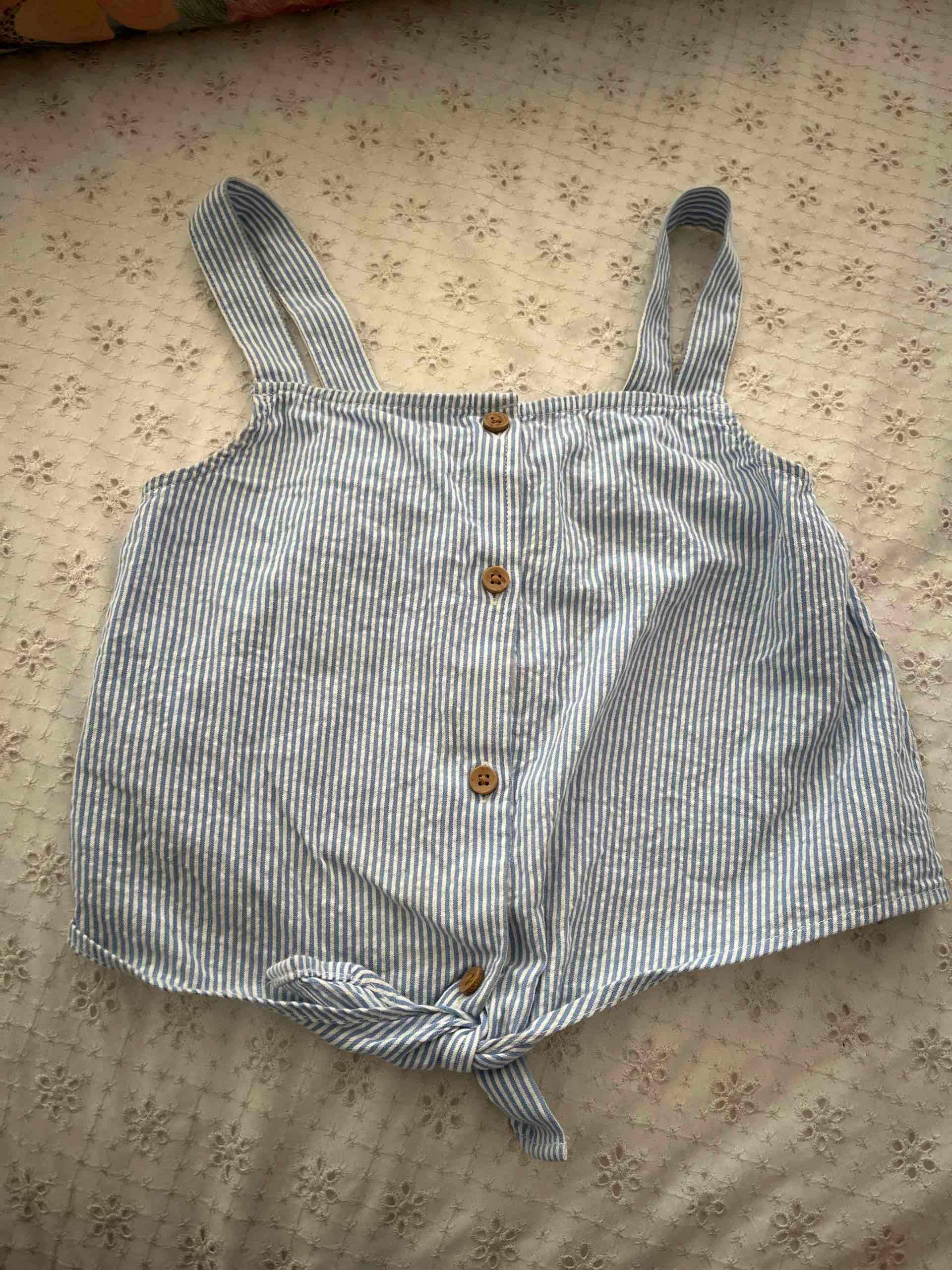 Conjunto rayado blusa y shorts talla 10 - miniatura 3