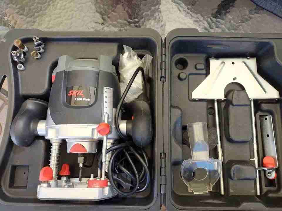 Fresadora Skil con estuche - miniatura 1