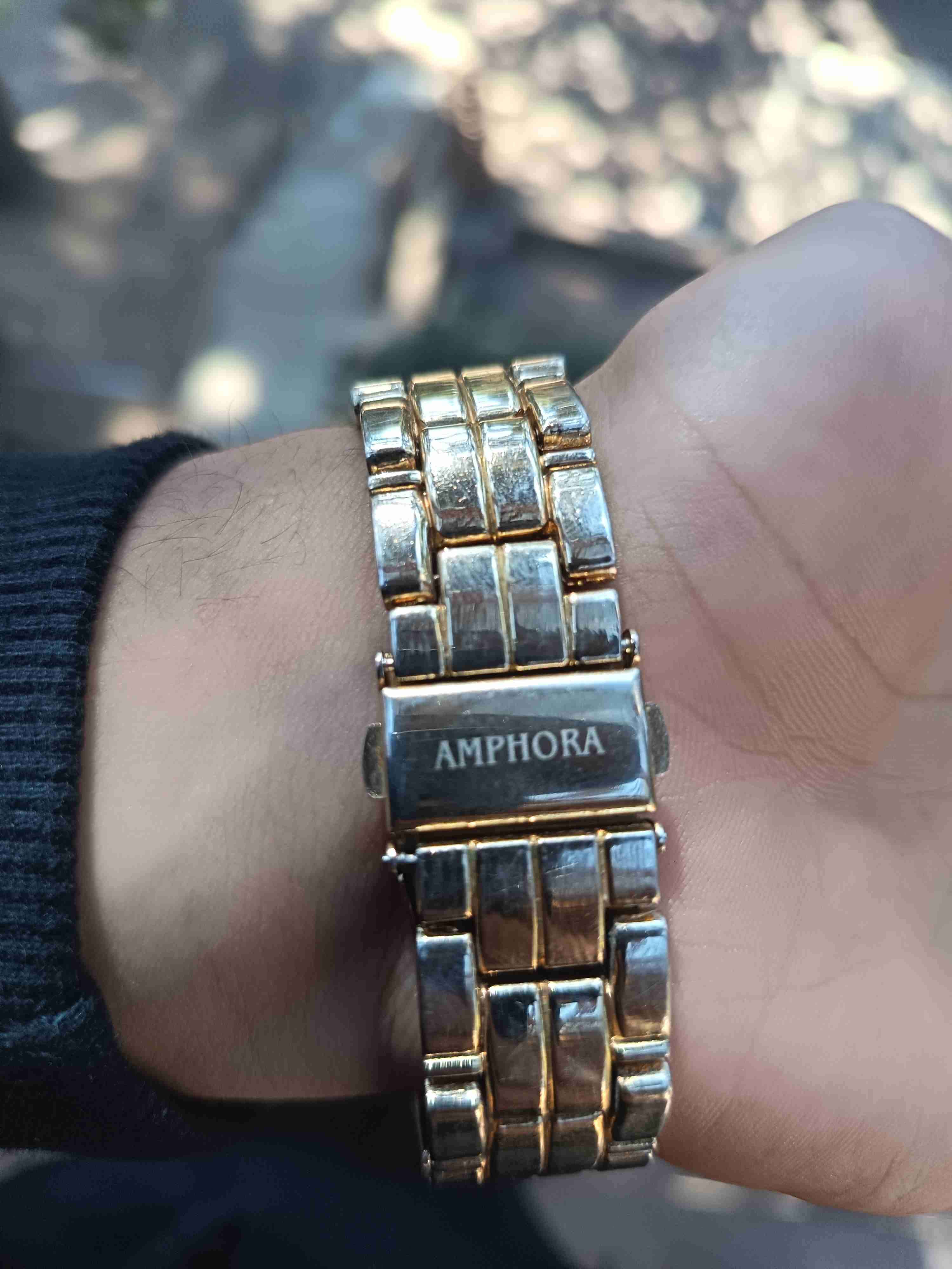 Reloj dorado de pulsera - miniatura 3