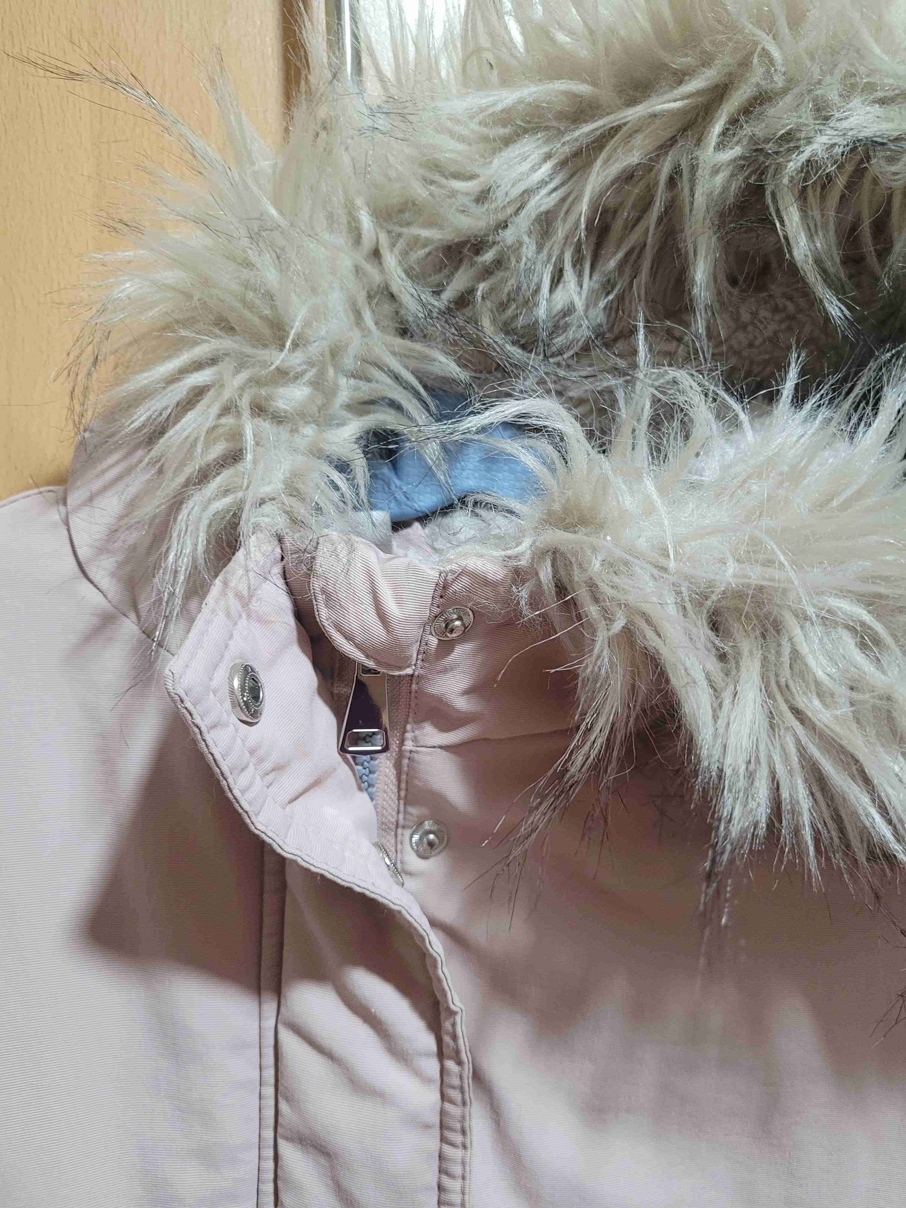 Parka infantil rosada con capucha - miniatura 2