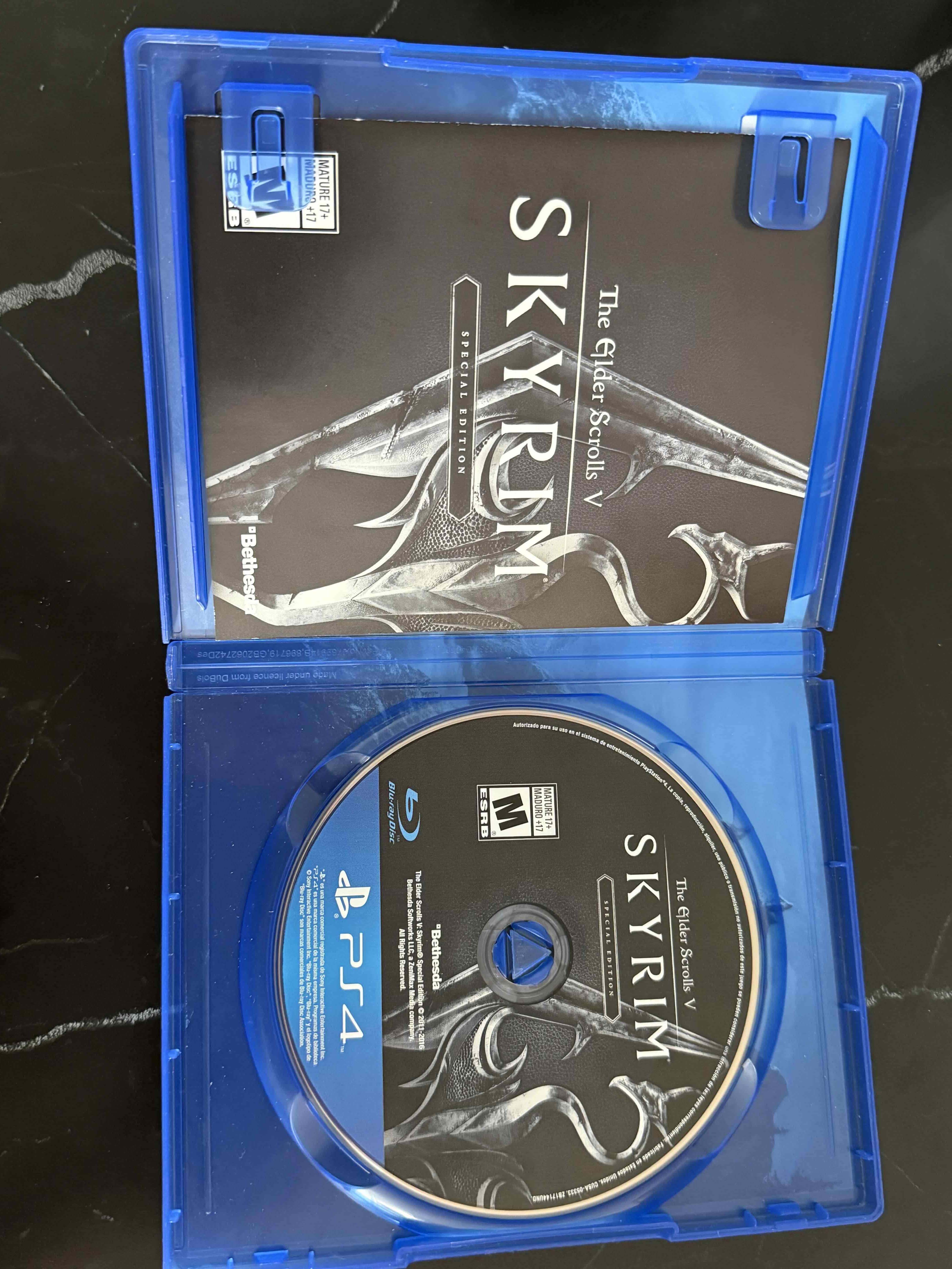 Juego PS4 Skyrim Edición Especial - miniatura 3