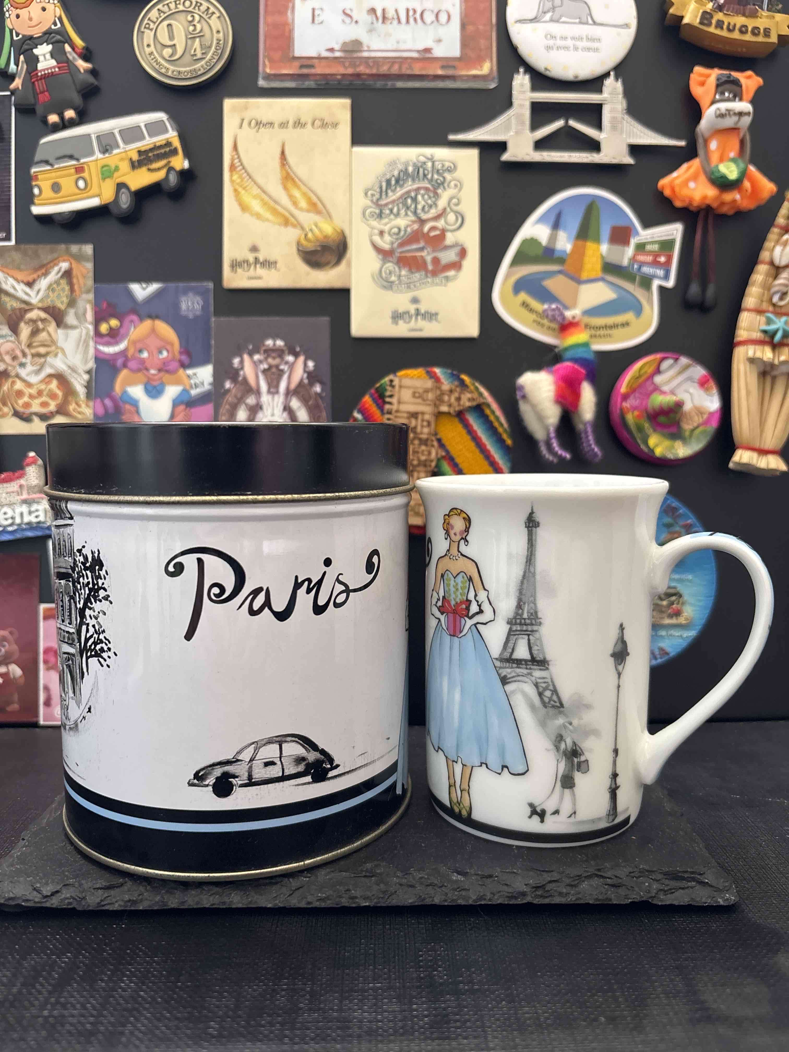Set de lata y taza retro