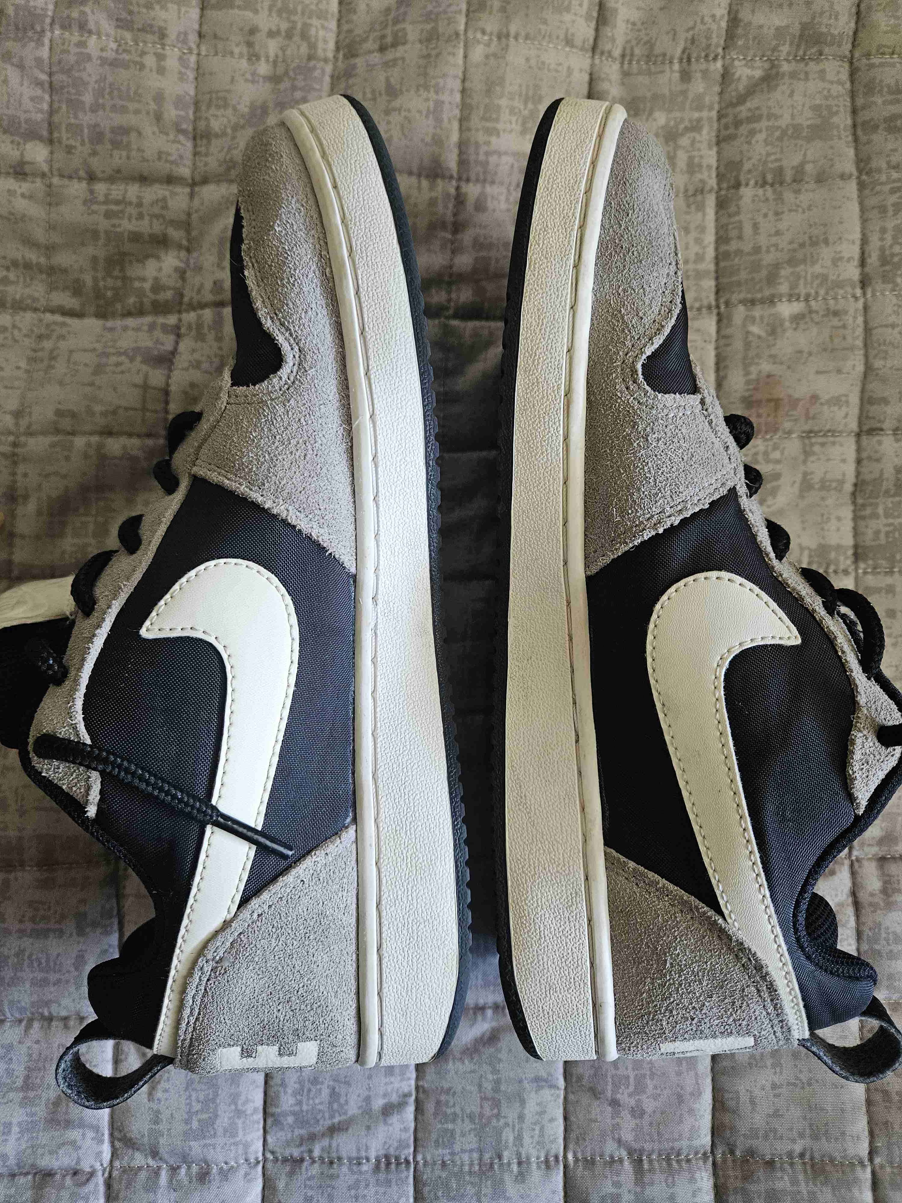 Zapatillas Nike negras y gris claro. - miniatura 5