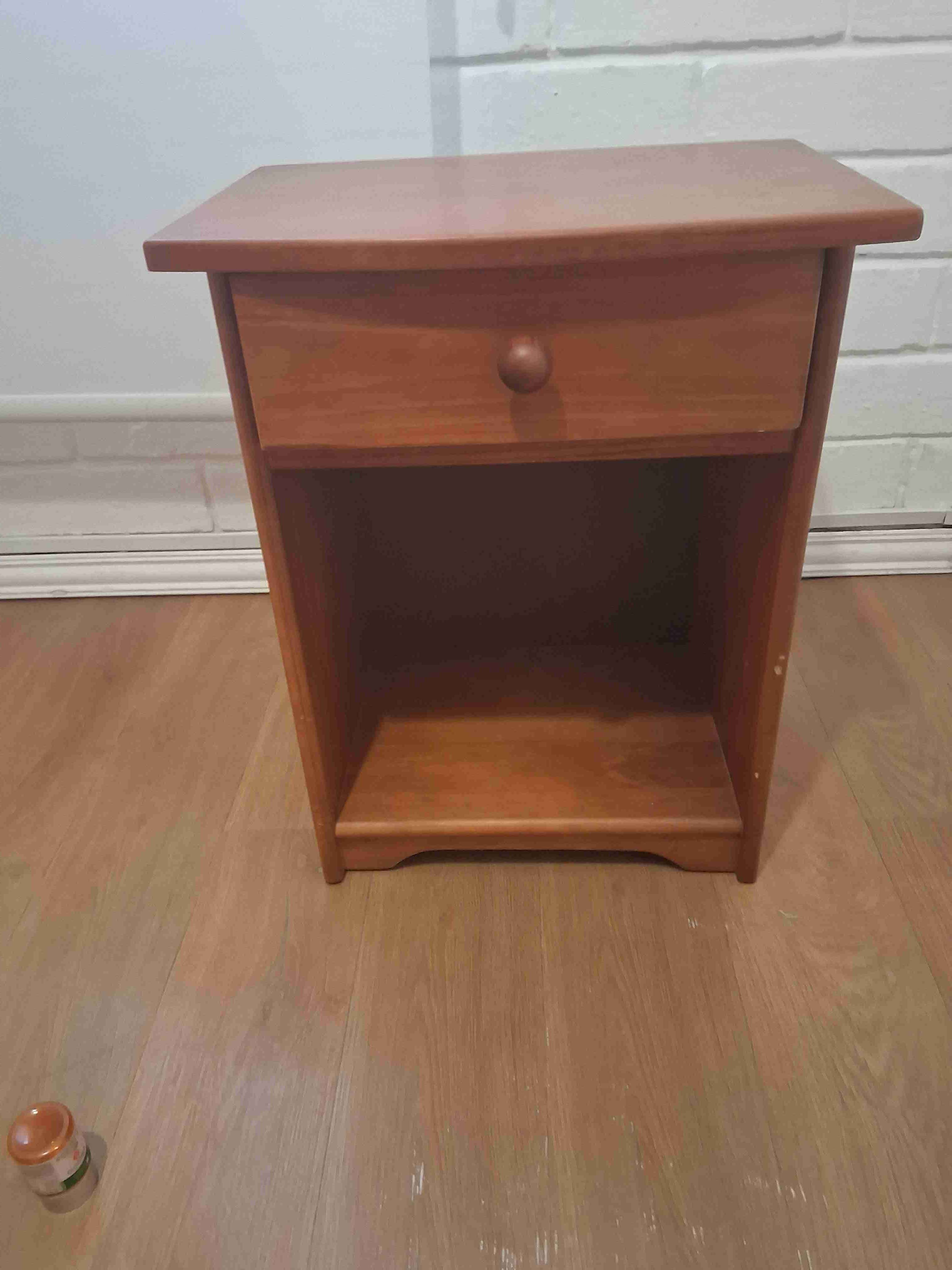 Mesa de noche madera - miniatura 1