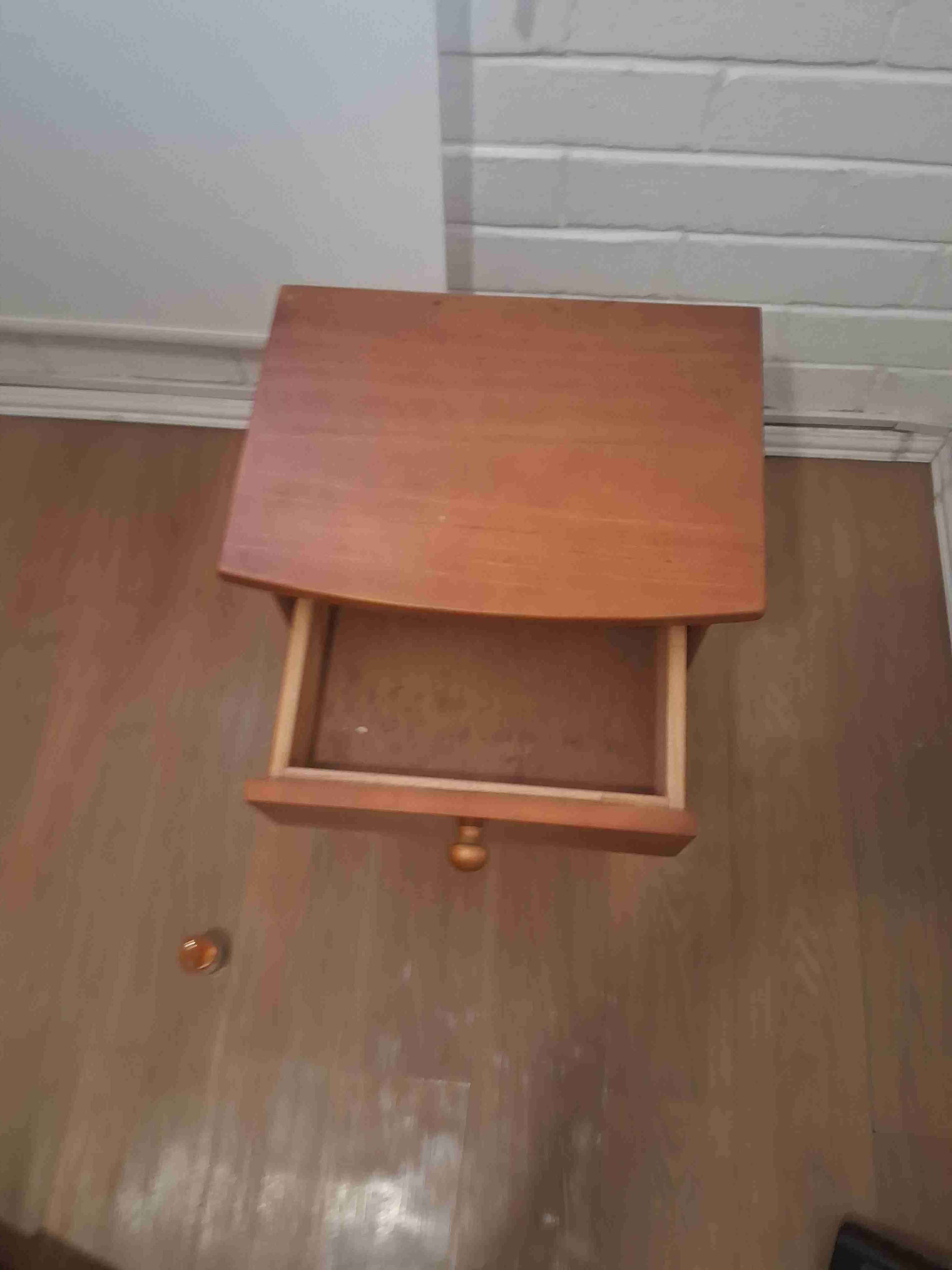 Mesa de noche madera - miniatura 3