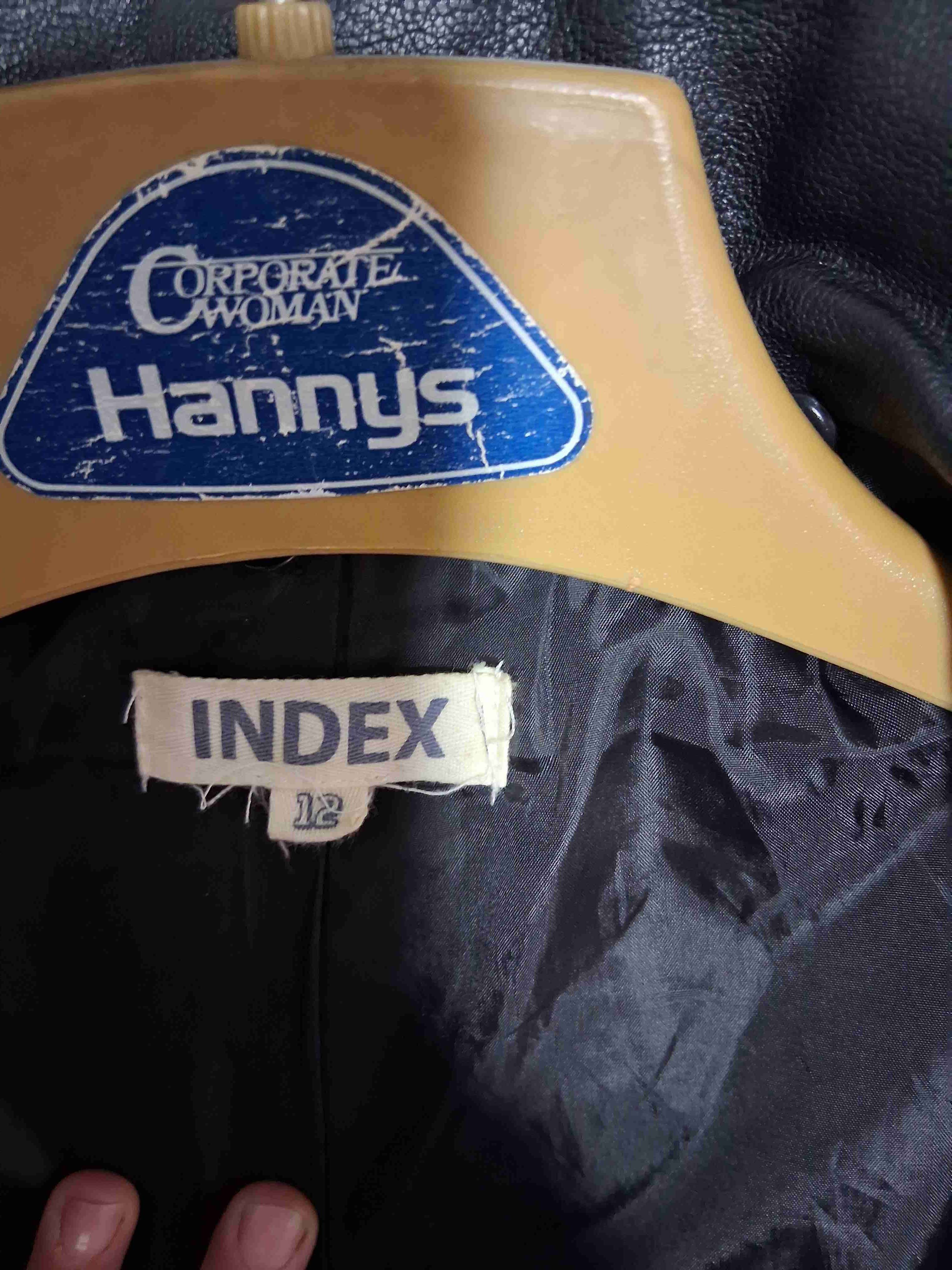 Chaqueta de cuero negra - miniatura 4