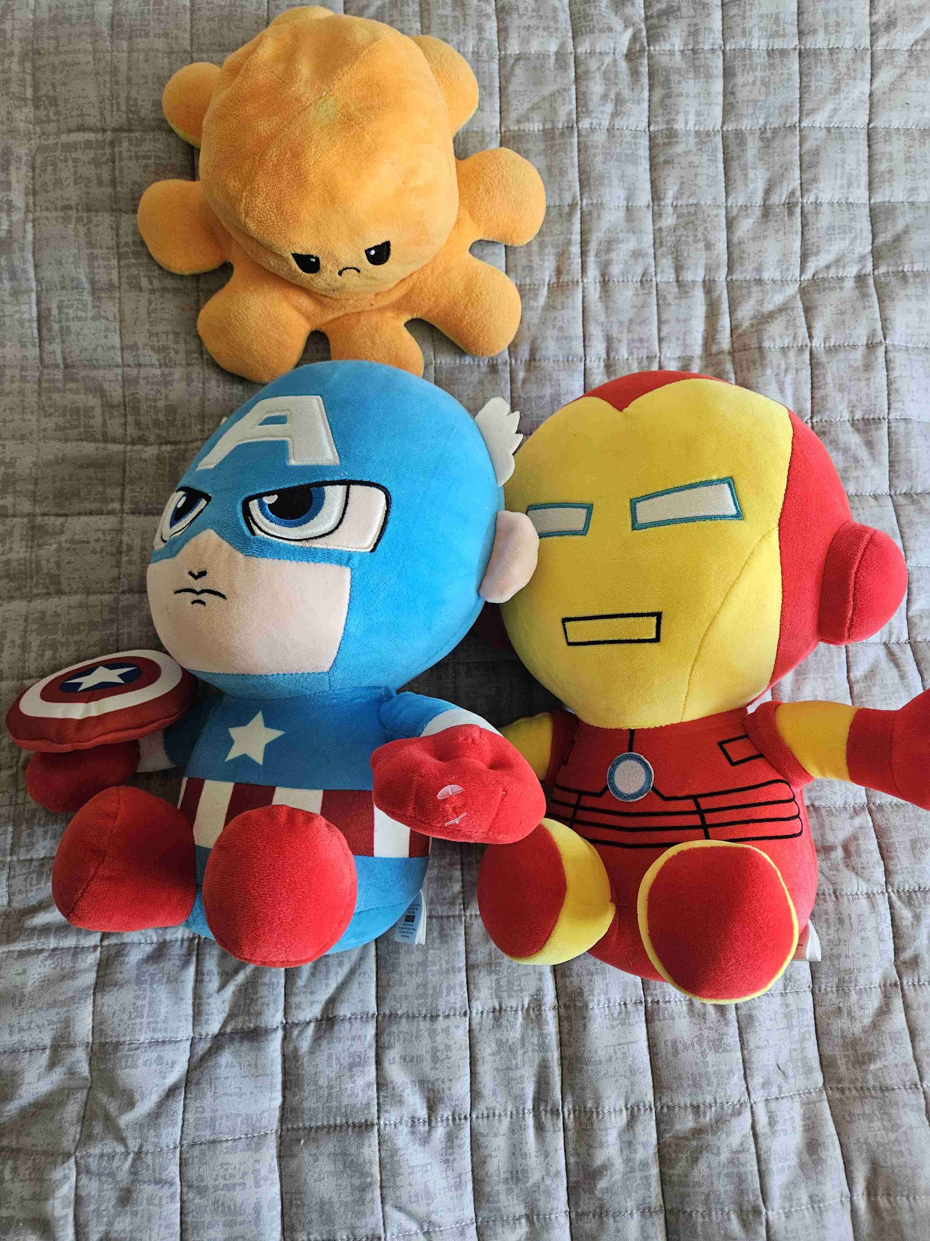 Set de peluches Capitán y Ironman - miniatura 6