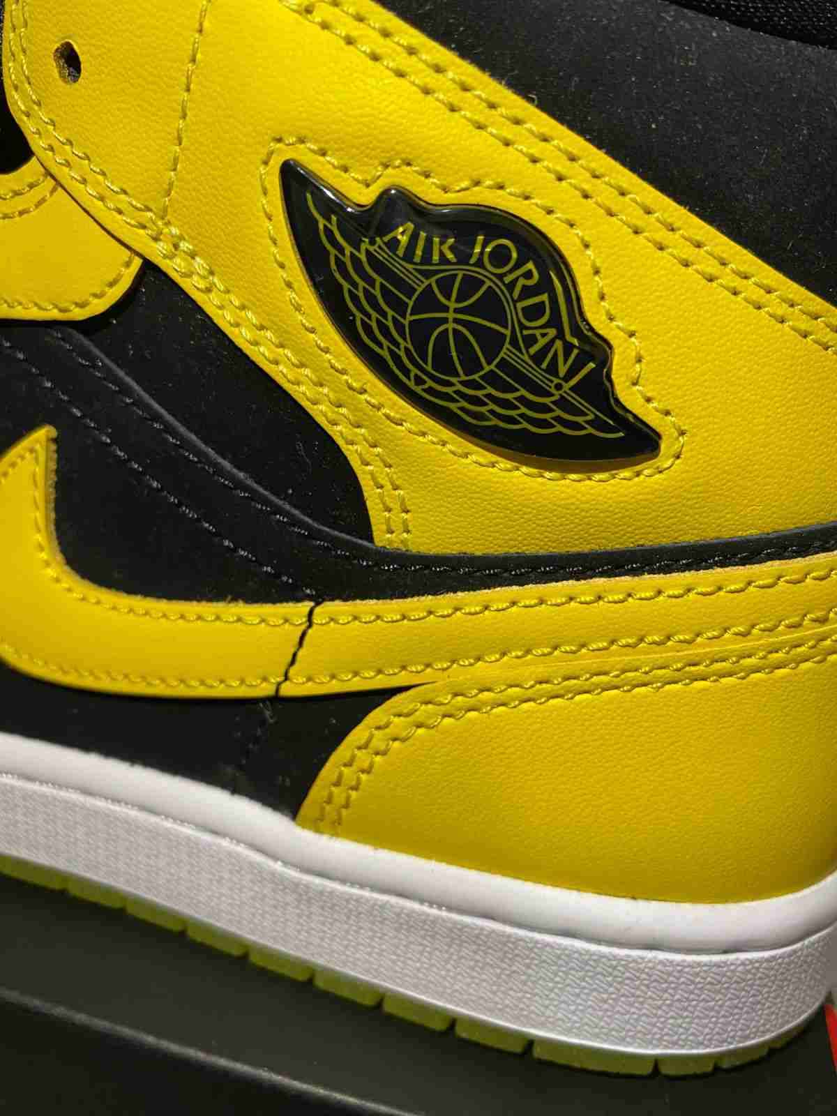 Zapatillas Air Jordan 1 Mid N.42 - miniatura 1