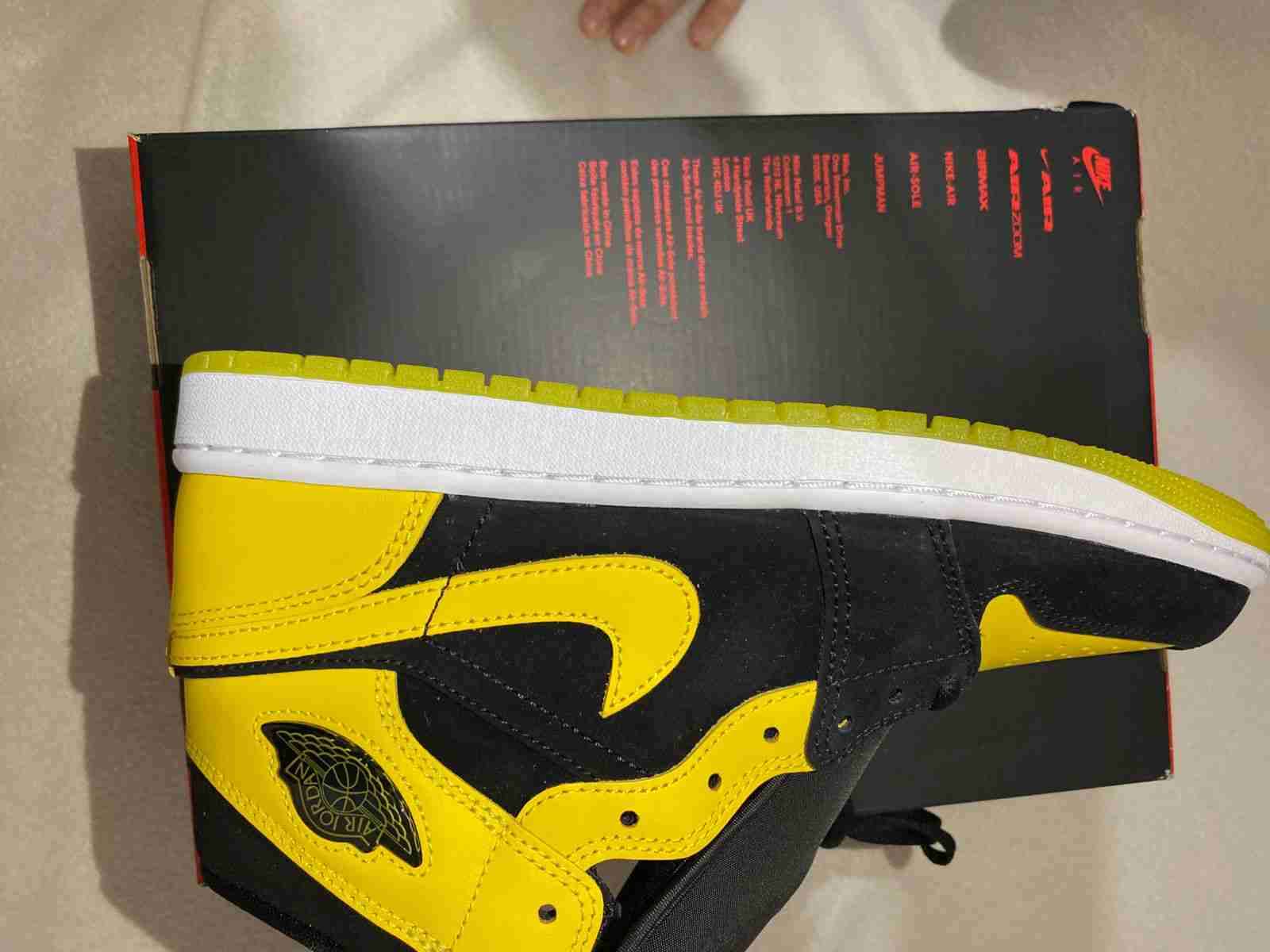 Zapatillas Air Jordan 1 Mid N.42 - miniatura 2