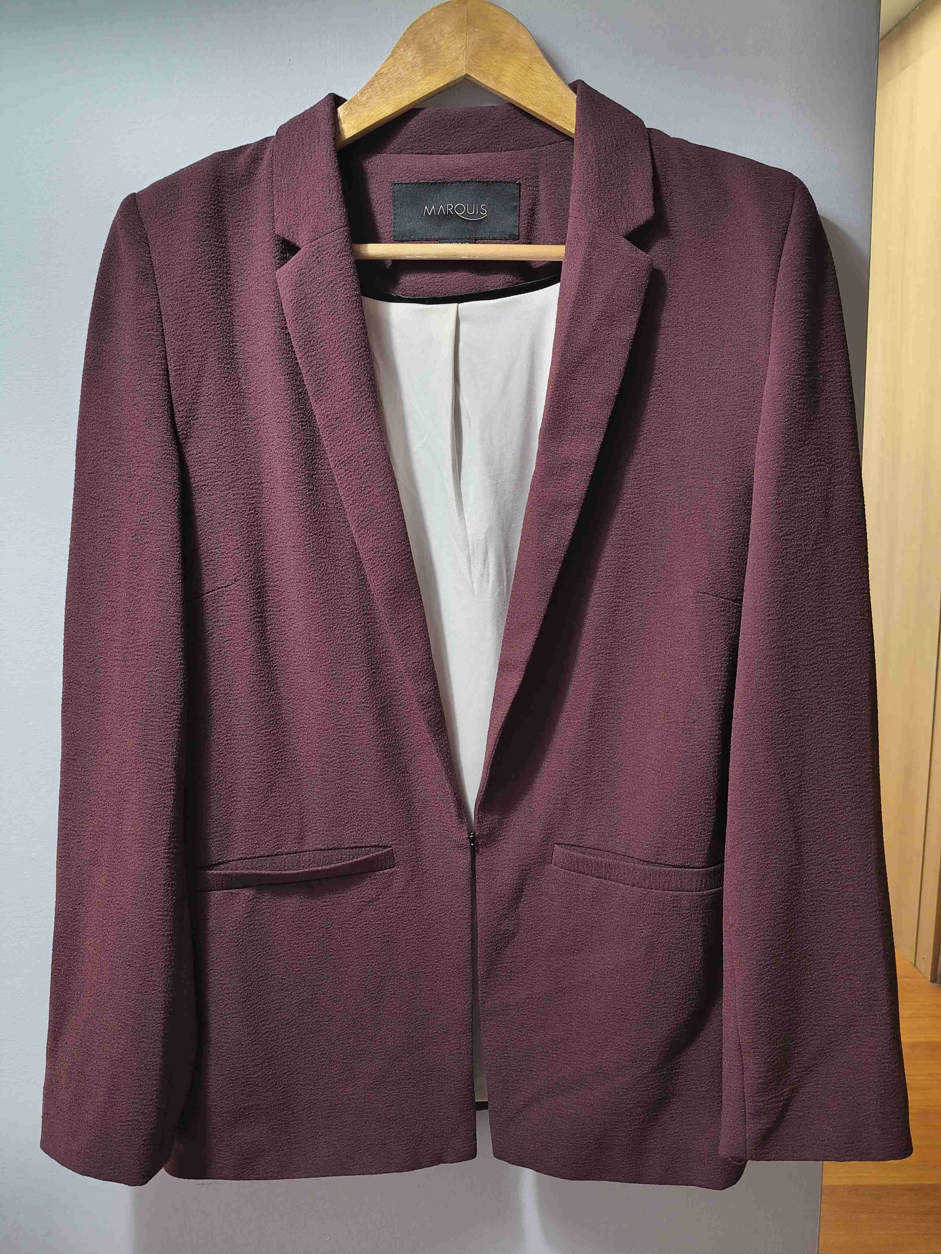 Blazer burdeo Marquis