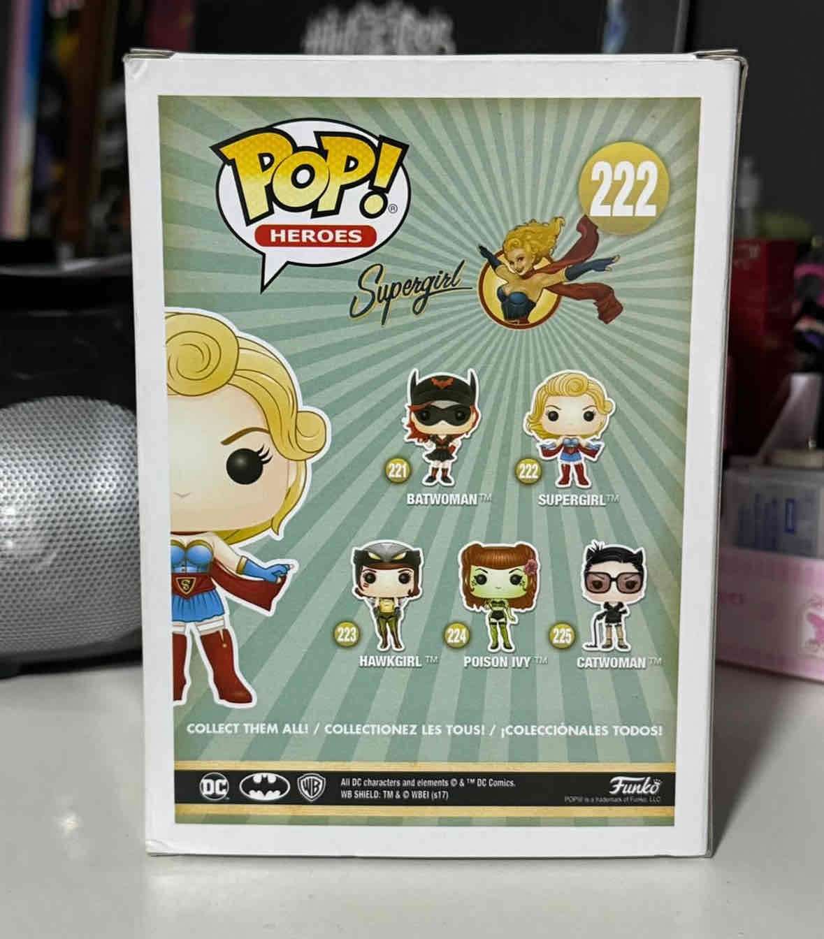 Funko Pop Supergirl DC Comics - miniatura 2