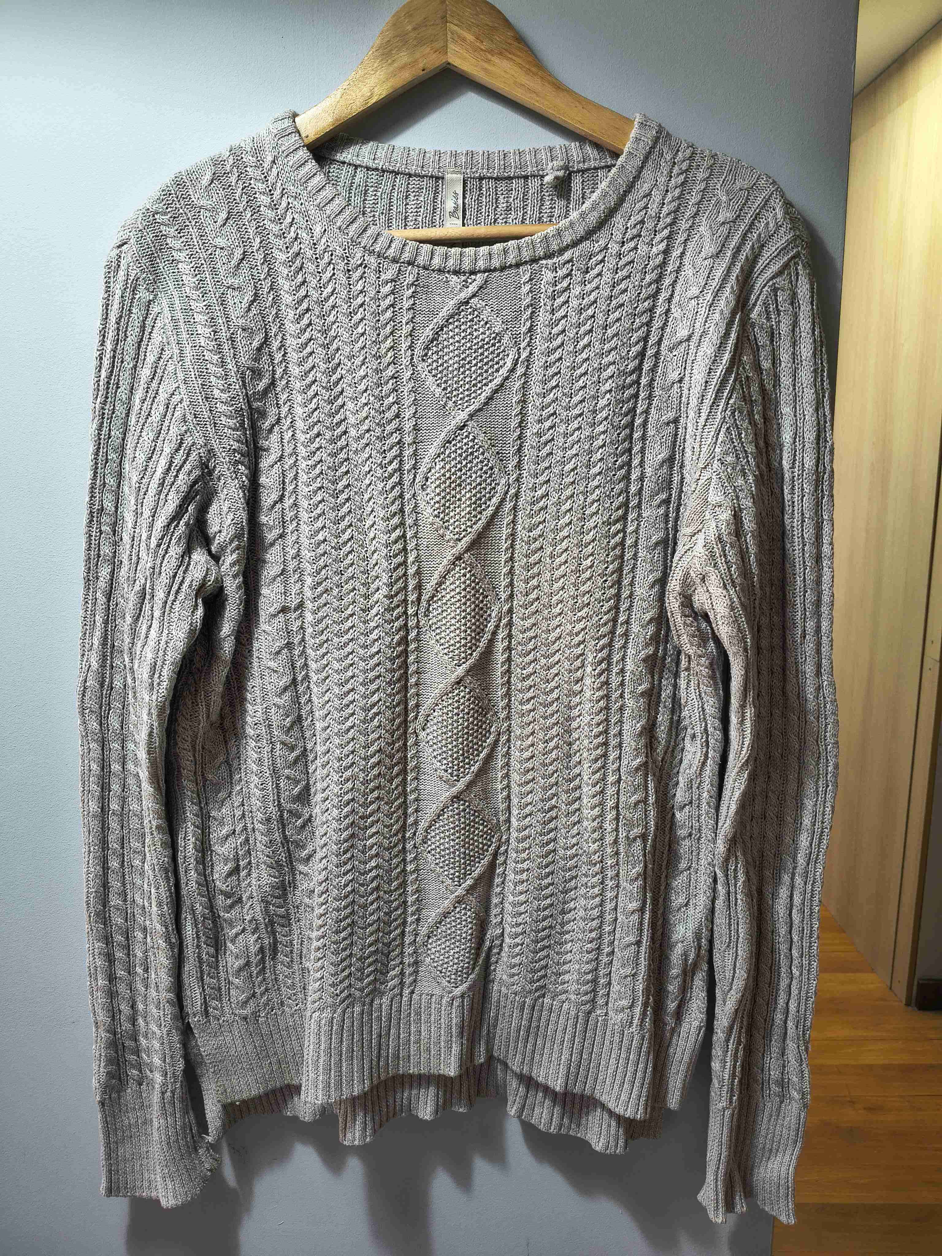 Suéter gris de lana