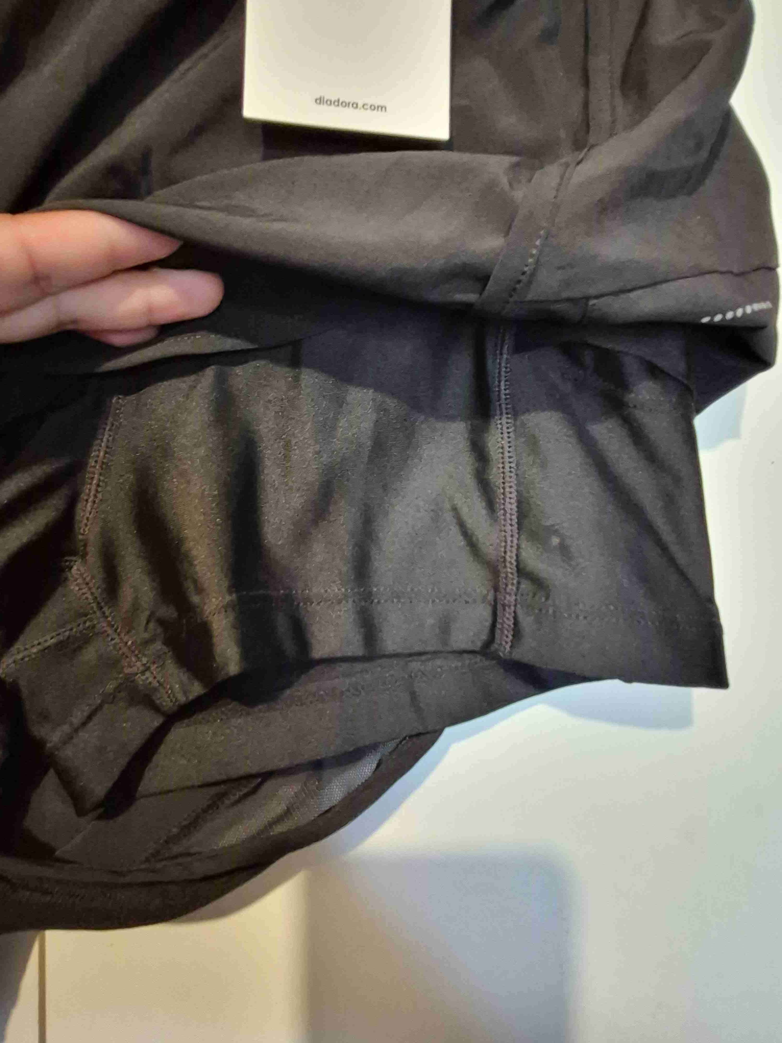 Shorts deportivos negros Diadora - miniatura 2