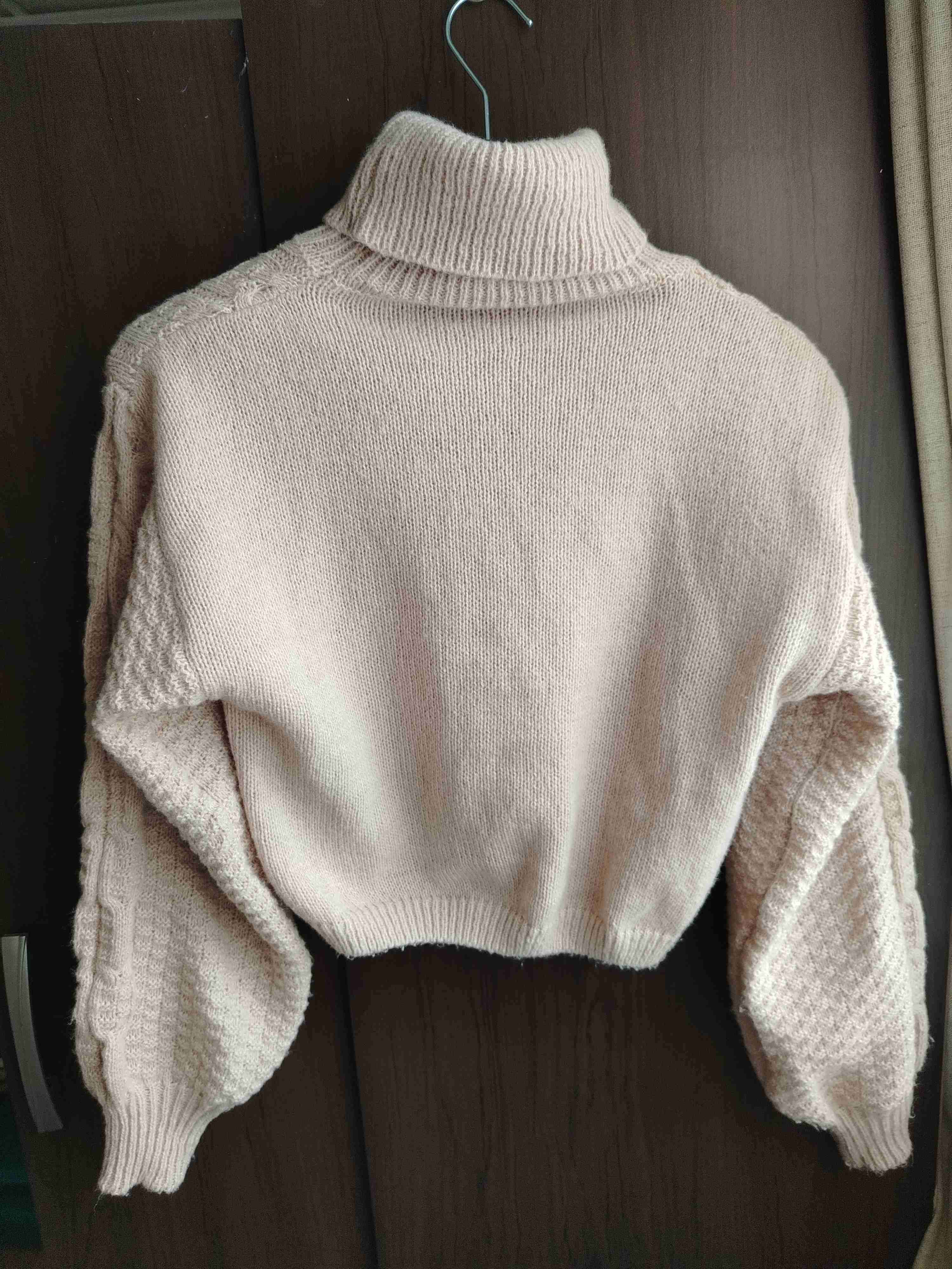 Suéter beige de lana trenzado - miniatura 2