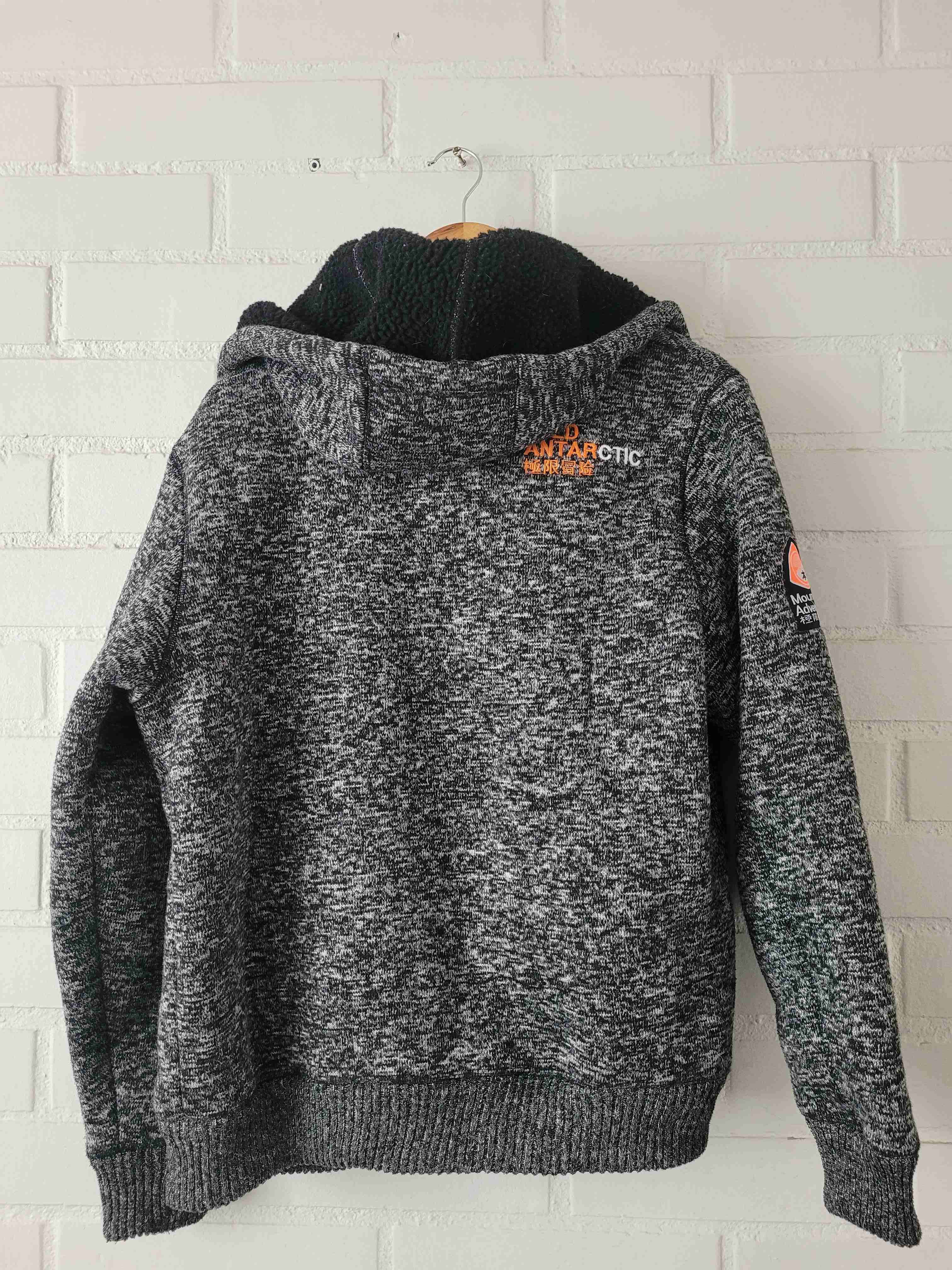 Buzo gris con capucha unisex - miniatura 3