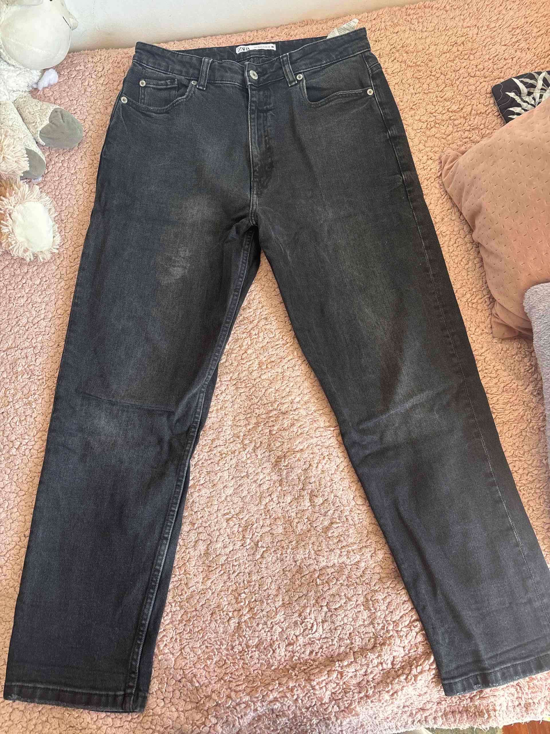 Jeans negros desgastados para mujer - miniatura 1