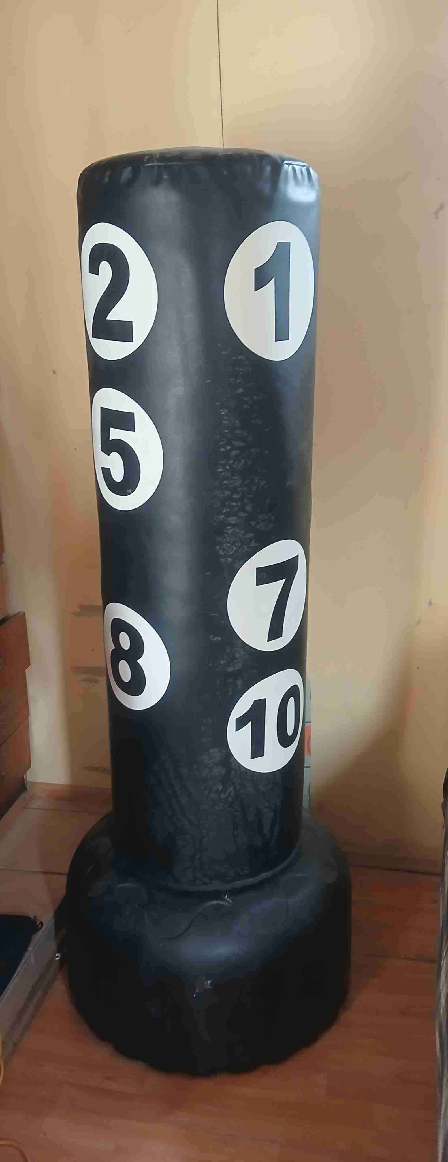 Saco para artes marciales con pedestal. - miniatura 2