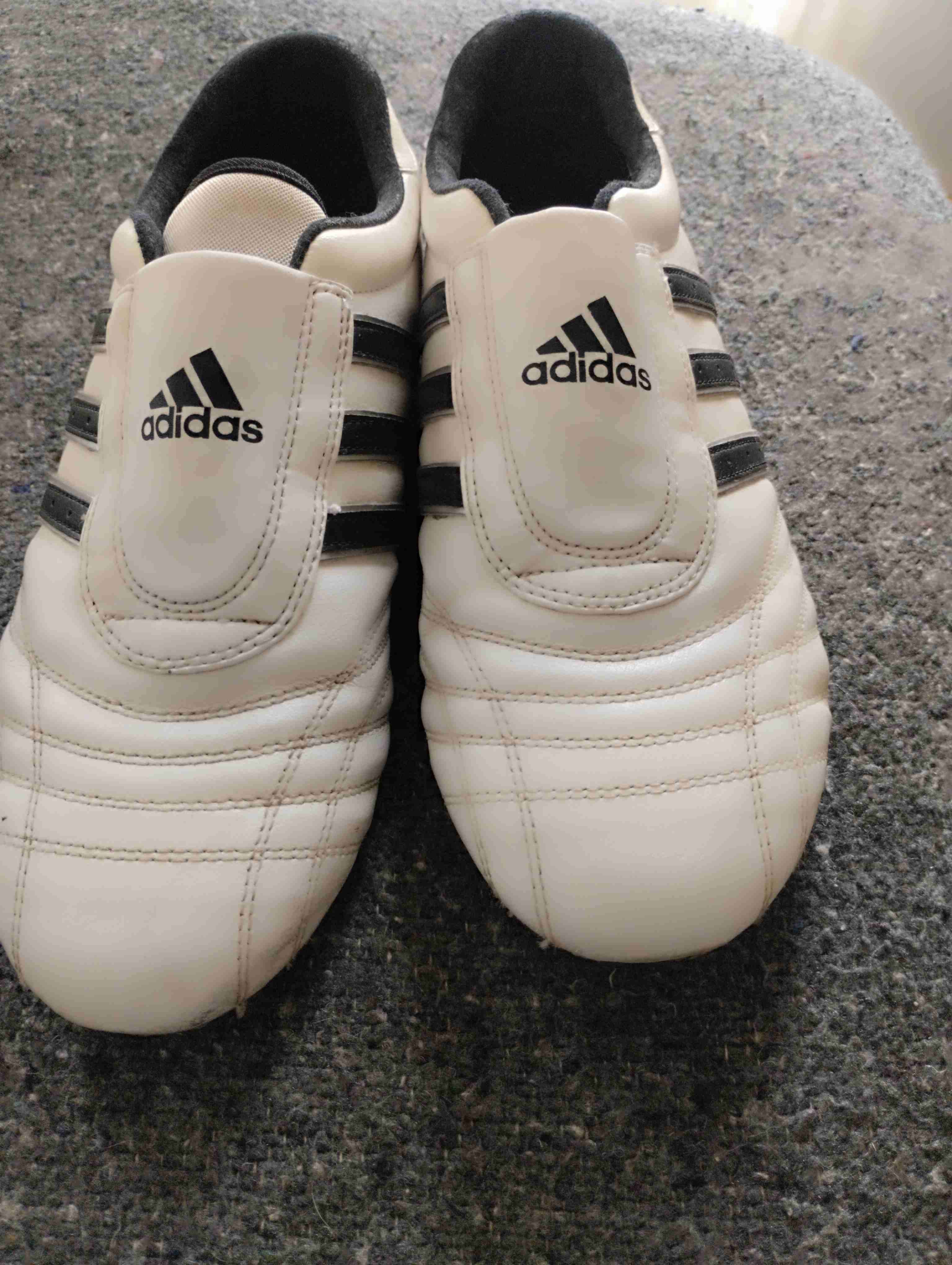Zapatillas deportivas Adidas blancas