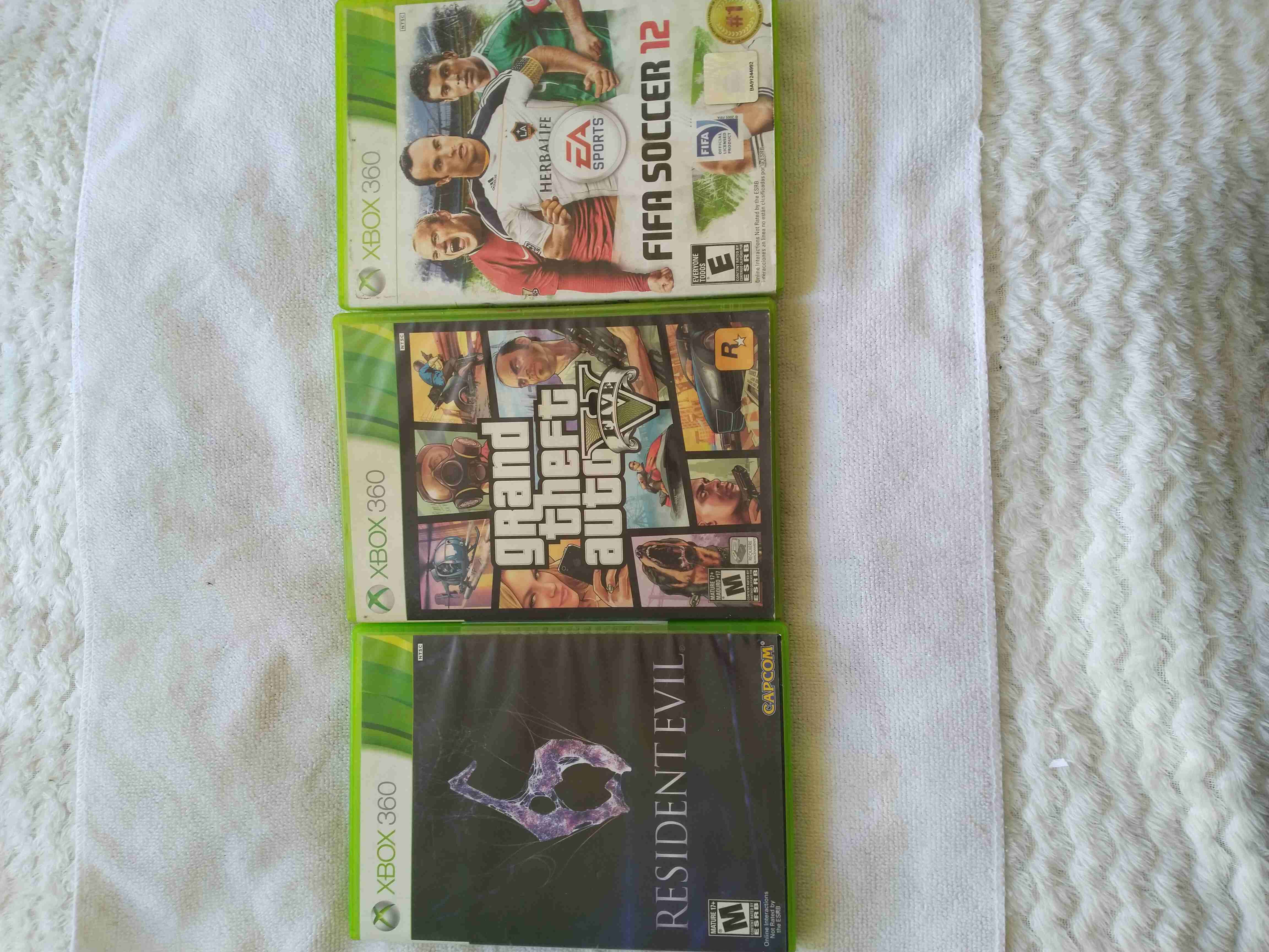 Juegos Xbox 360 GTA V, FIFA 12, Resident Evil