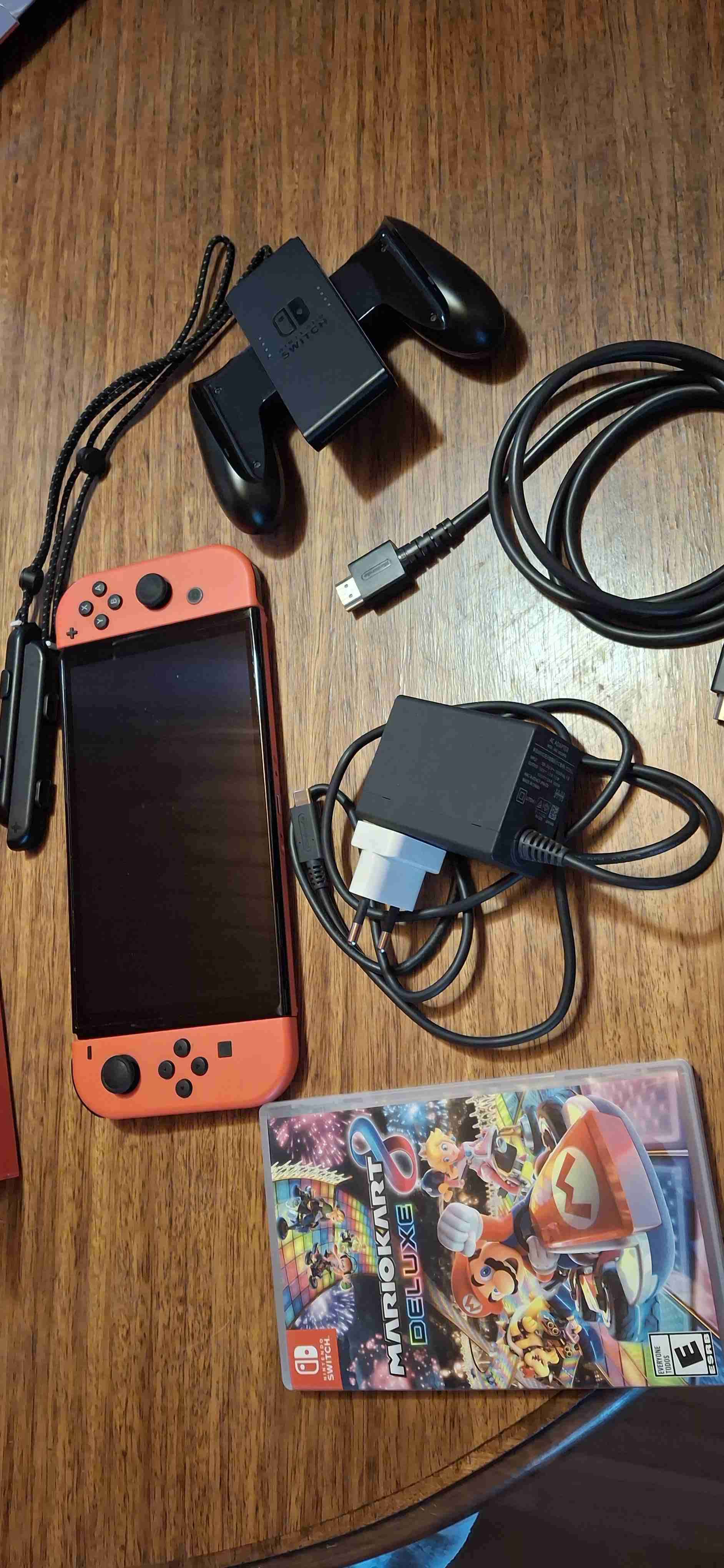 Consola Nintendo Switch con Mario Kart - miniatura 1