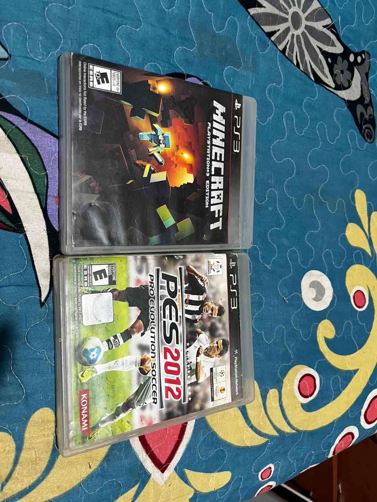 Juegos PS3 Minecraft y PES 2012