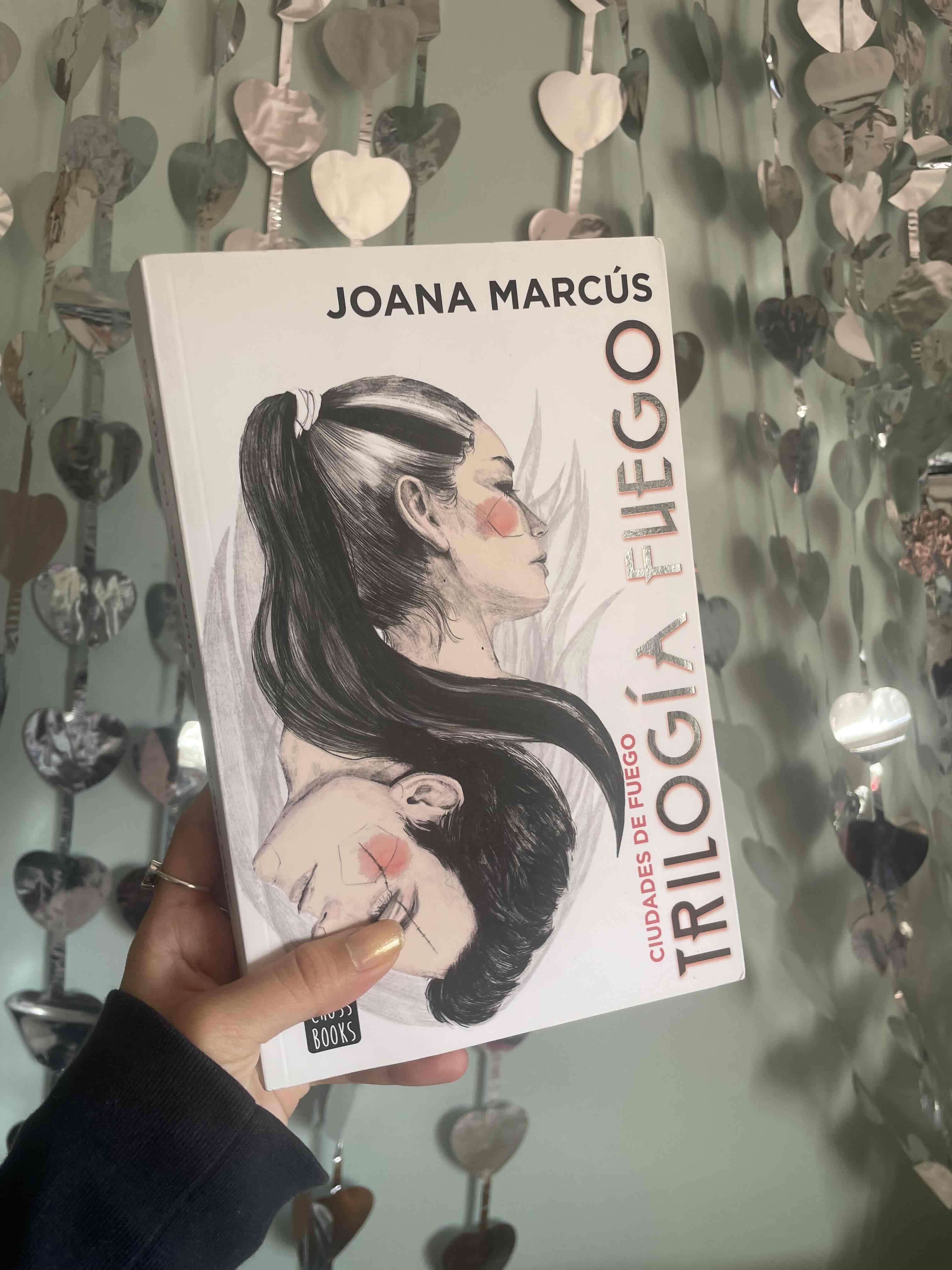 Libro 'Ciudades de Fuego' Joana Marcús