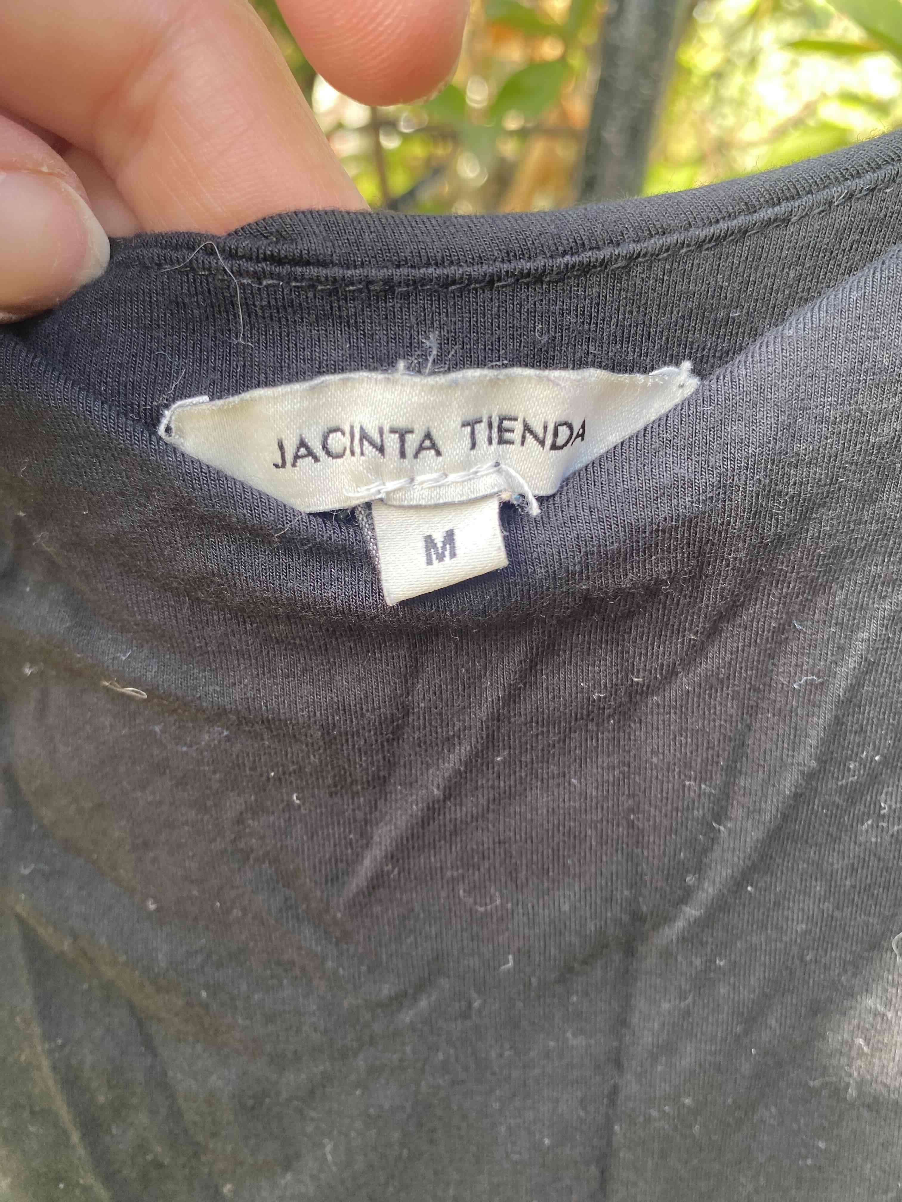 Vestido negro sin mangas - miniatura 2