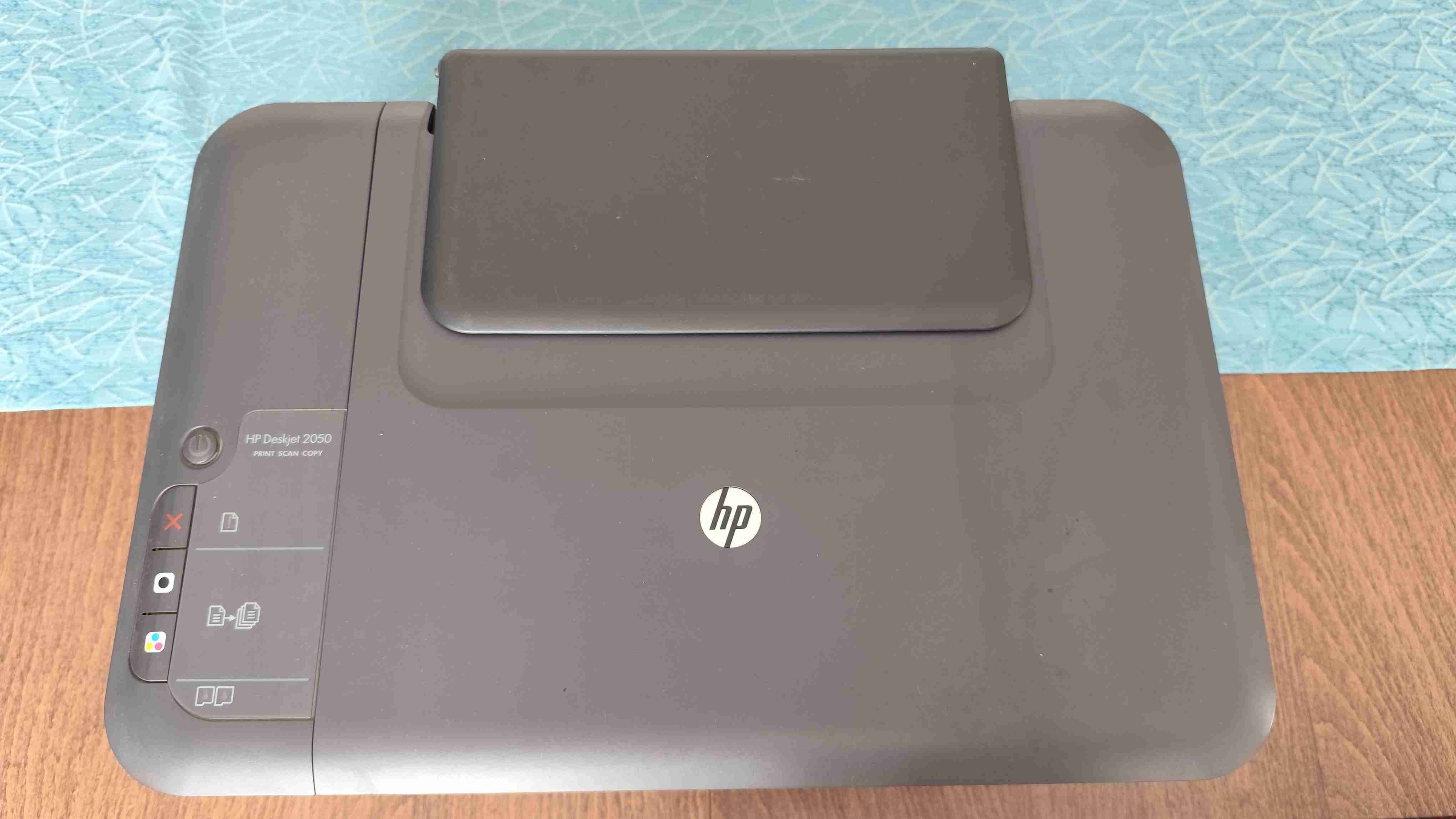 Impresora HP Deskjet 2050 - miniatura 1