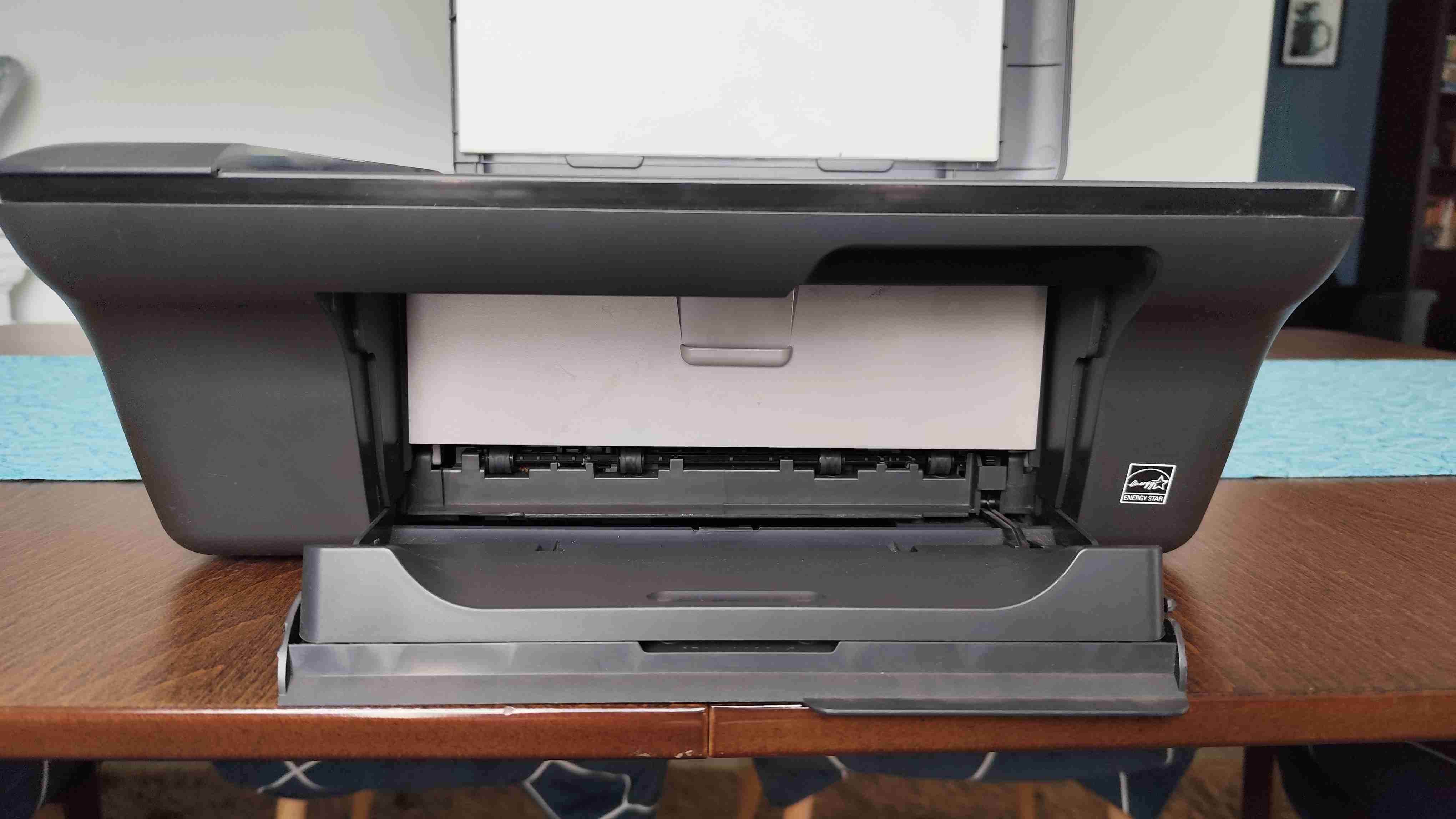 Impresora HP Deskjet 2050 - miniatura 4