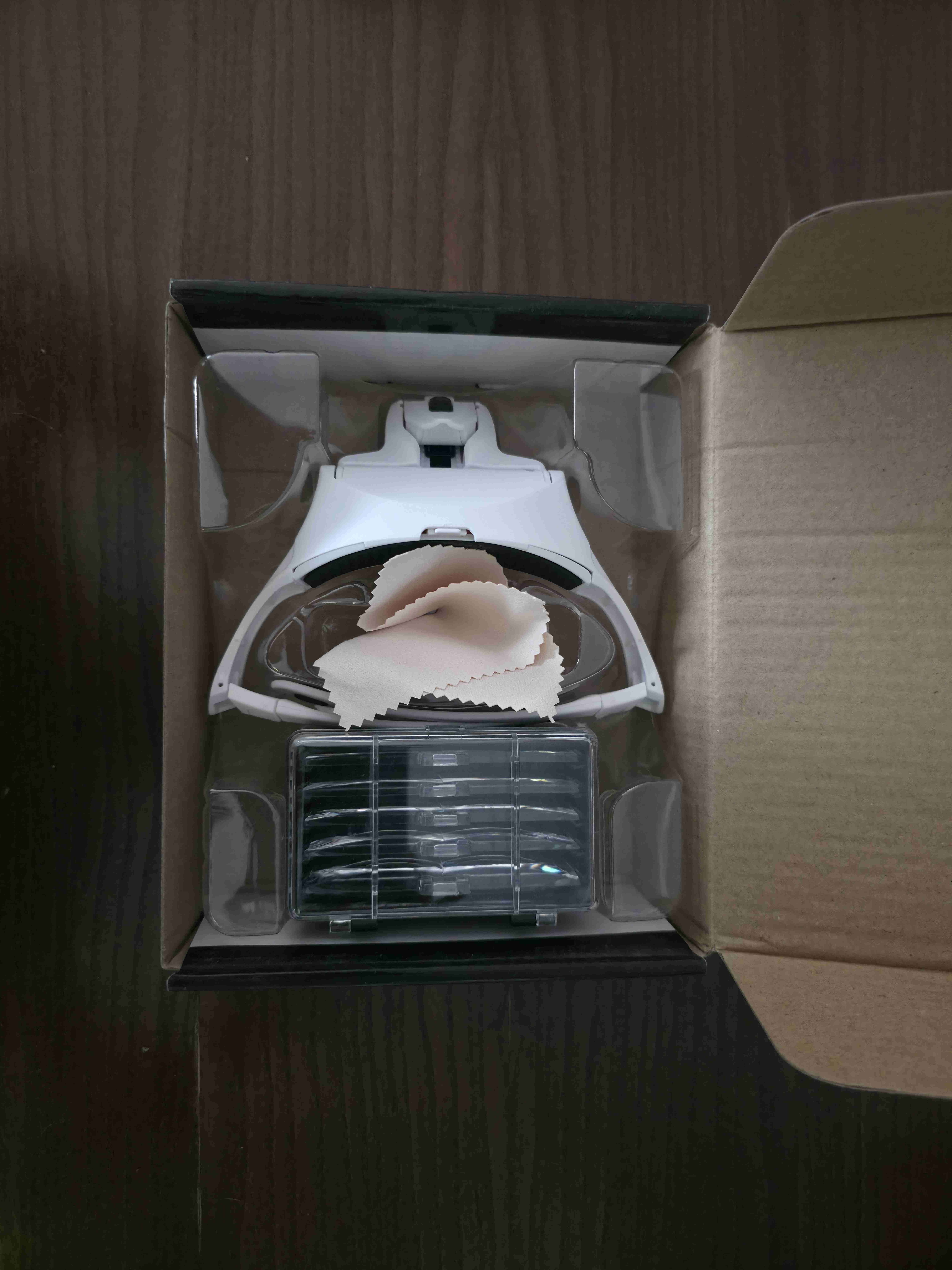 Lupa con luz LED - miniatura 2