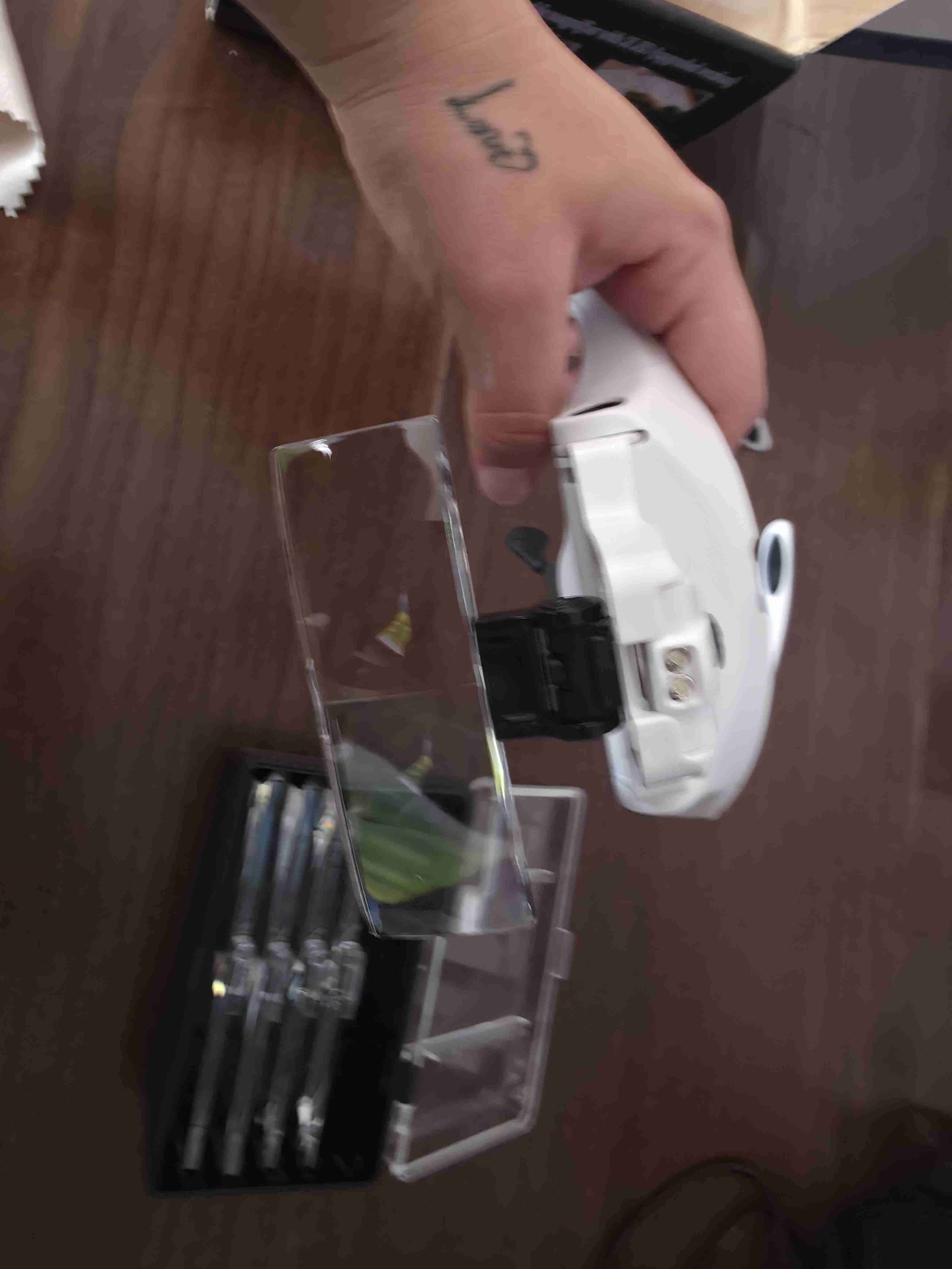 Lupa con luz LED - miniatura 4