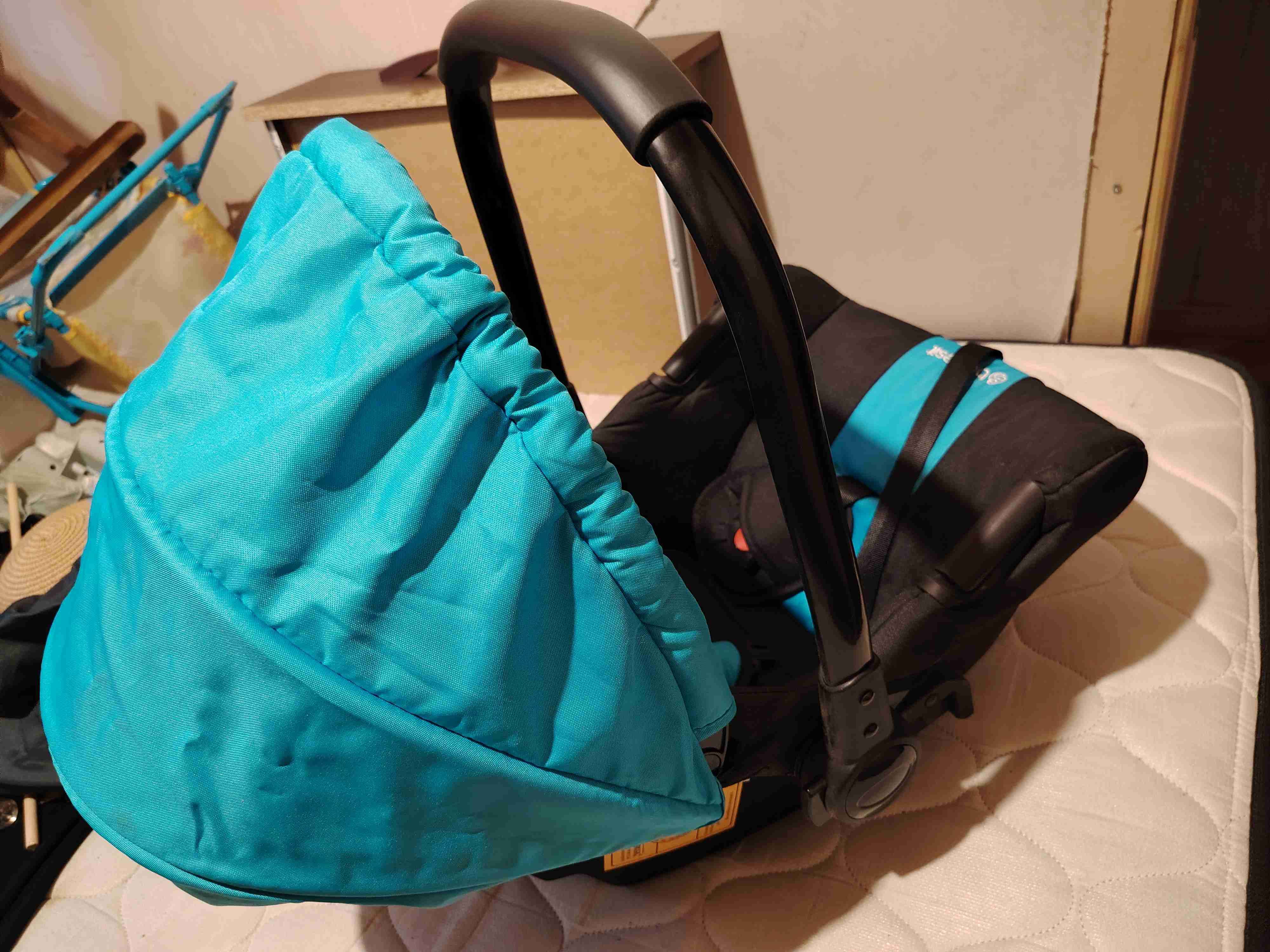 Silla de auto Bebesit azul - miniatura 2