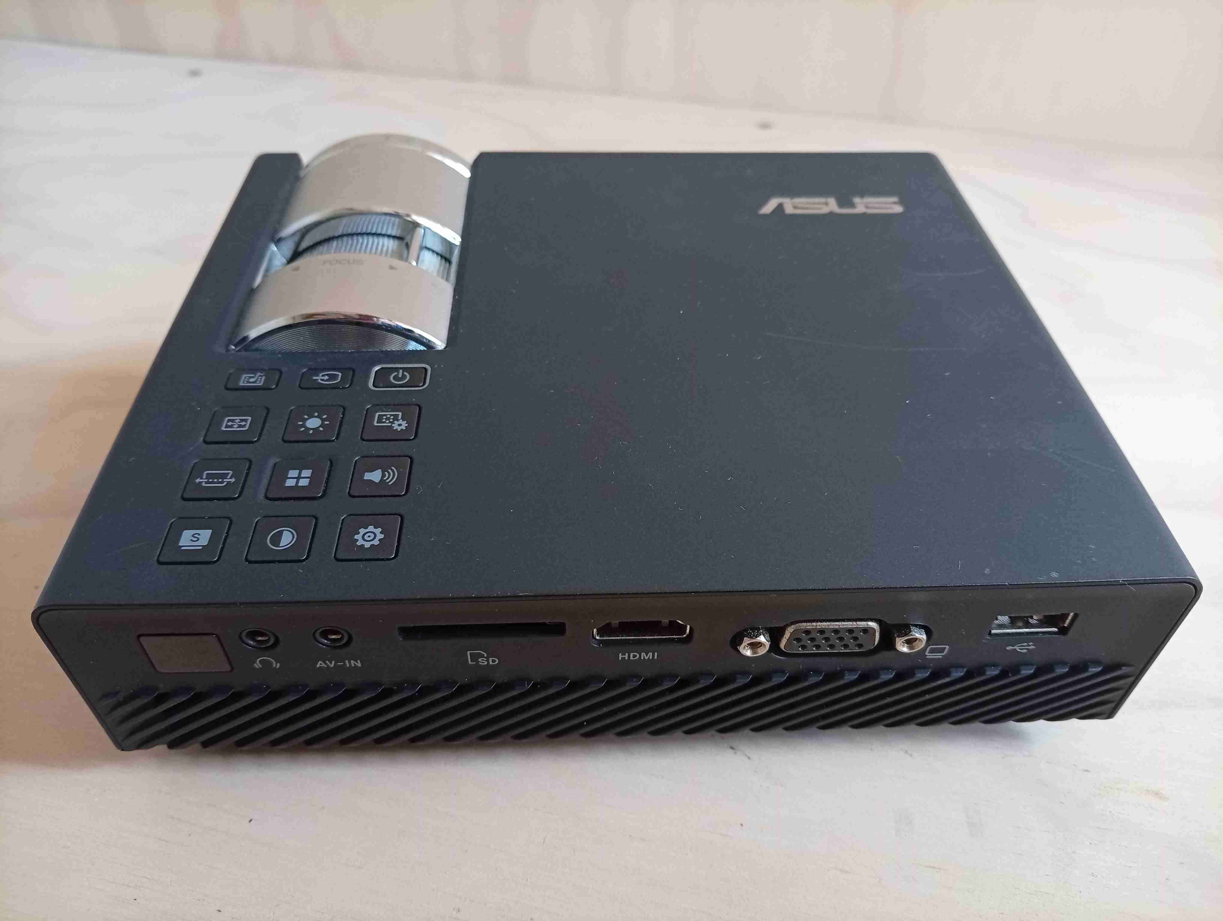 Proyector portátil Asus - miniatura 3