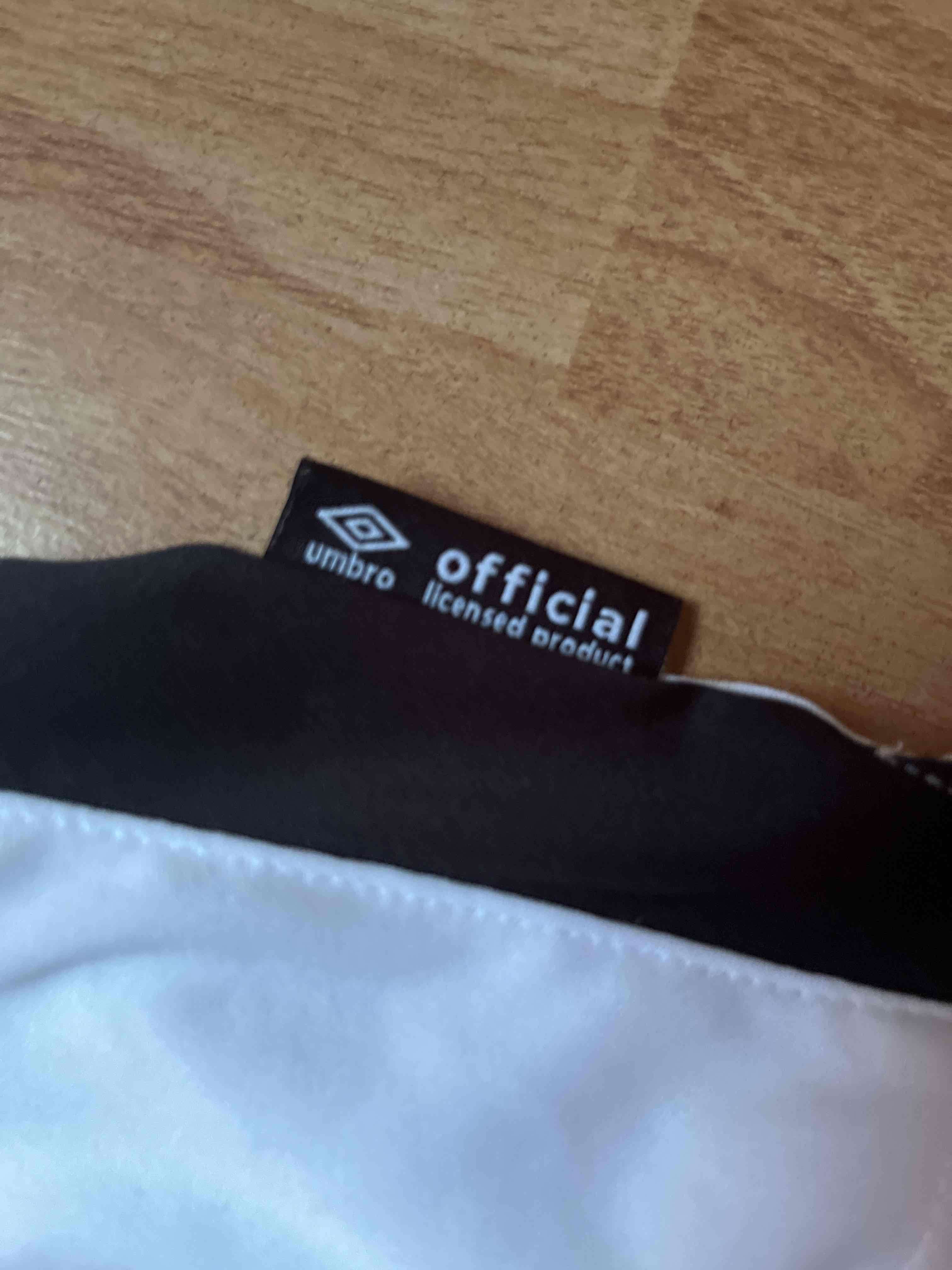 Camiseta Colo-Colo Umbro blanca ORIGINAL 14-16 - miniatura 3