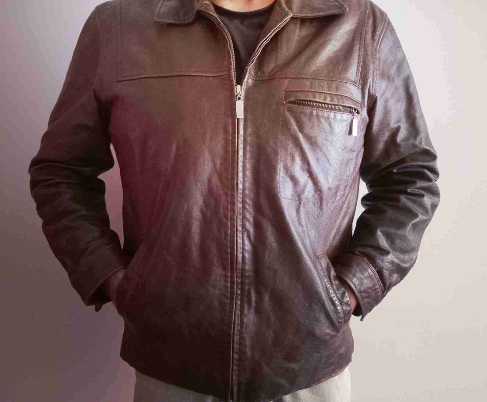 Chaqueta de cuero café - miniatura 2