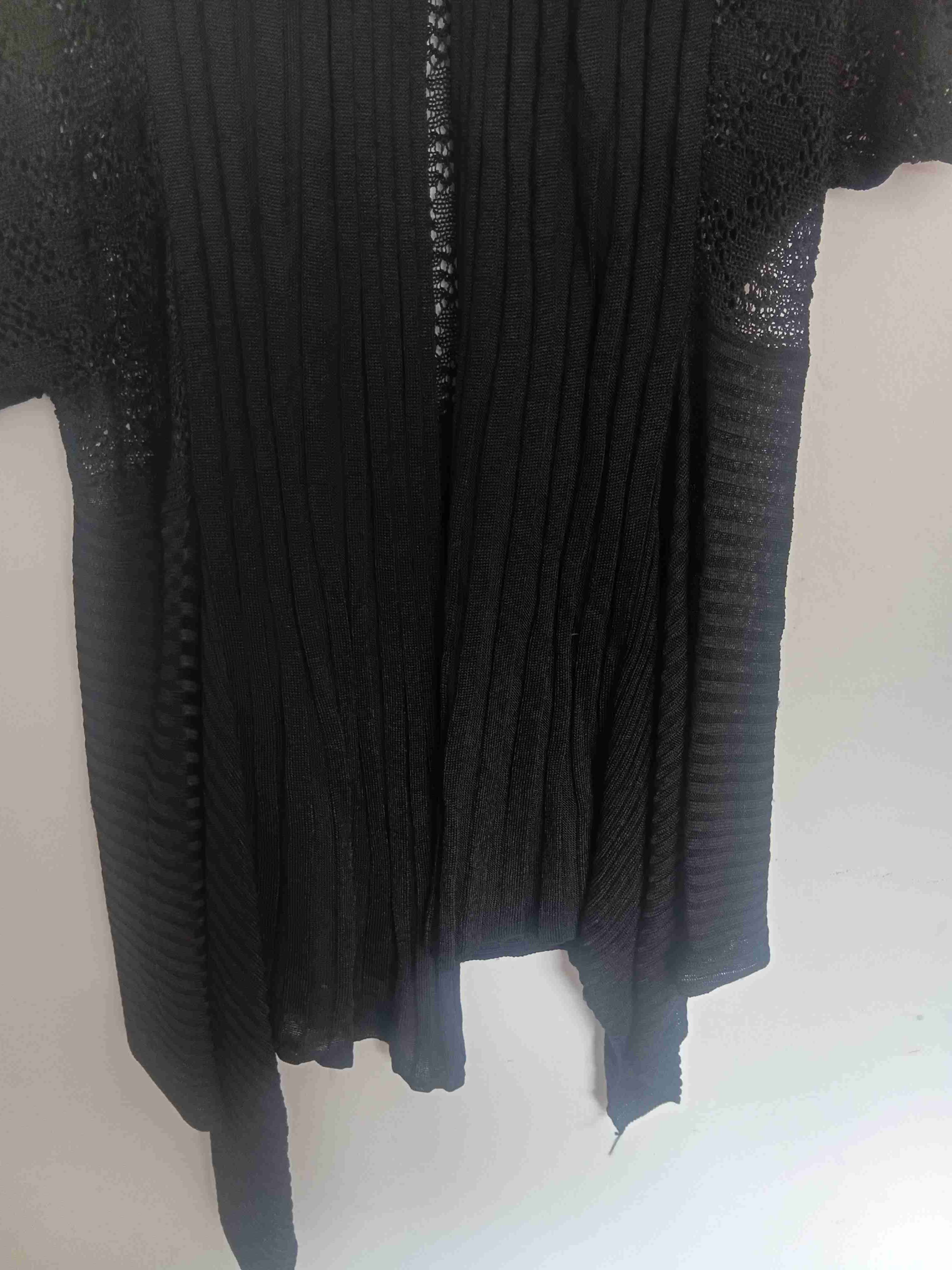 Chal negro tejido liviano - miniatura 3