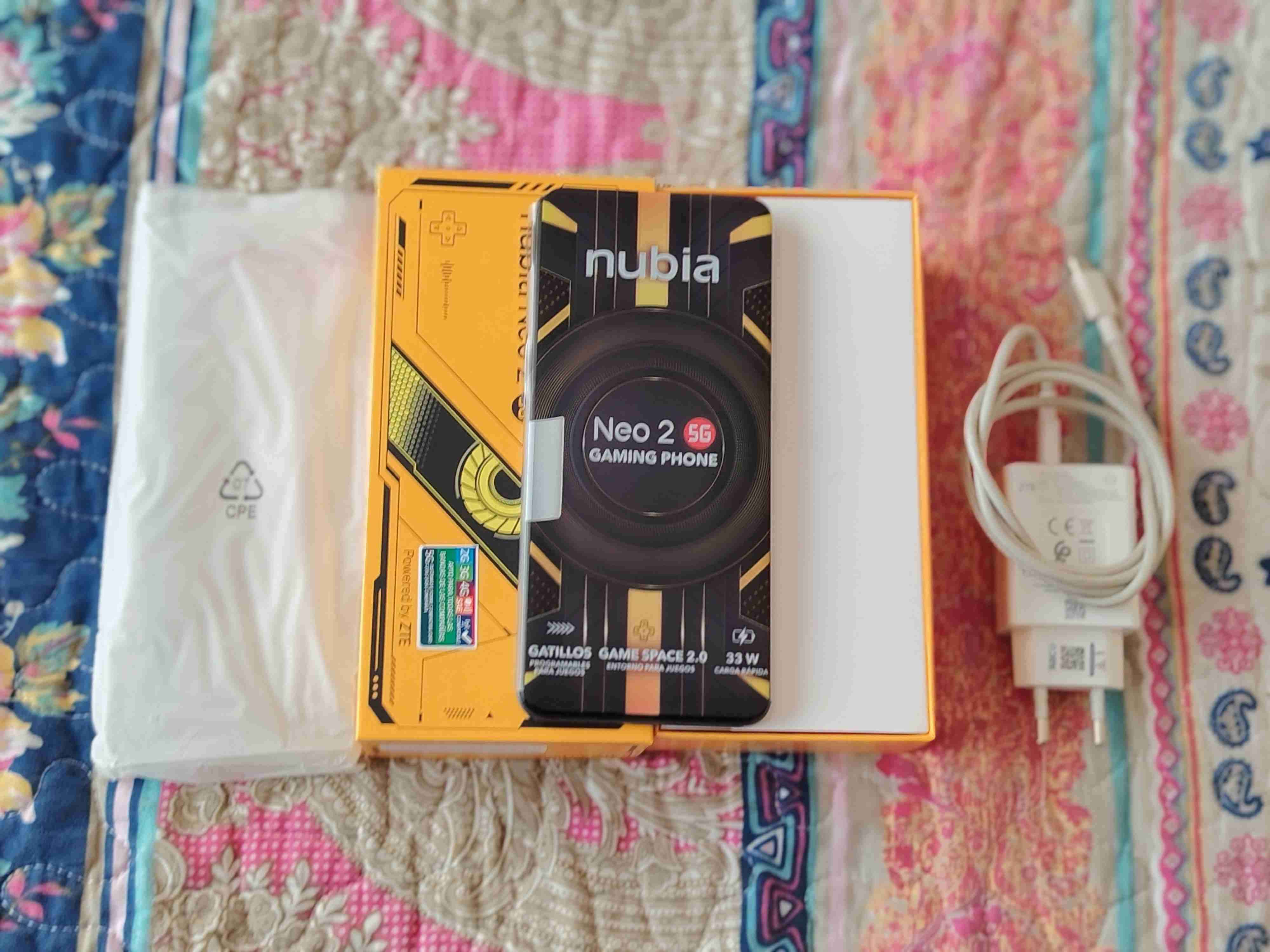 Teléfono ZTE Nubia Neo 5G nuevo - miniatura 2