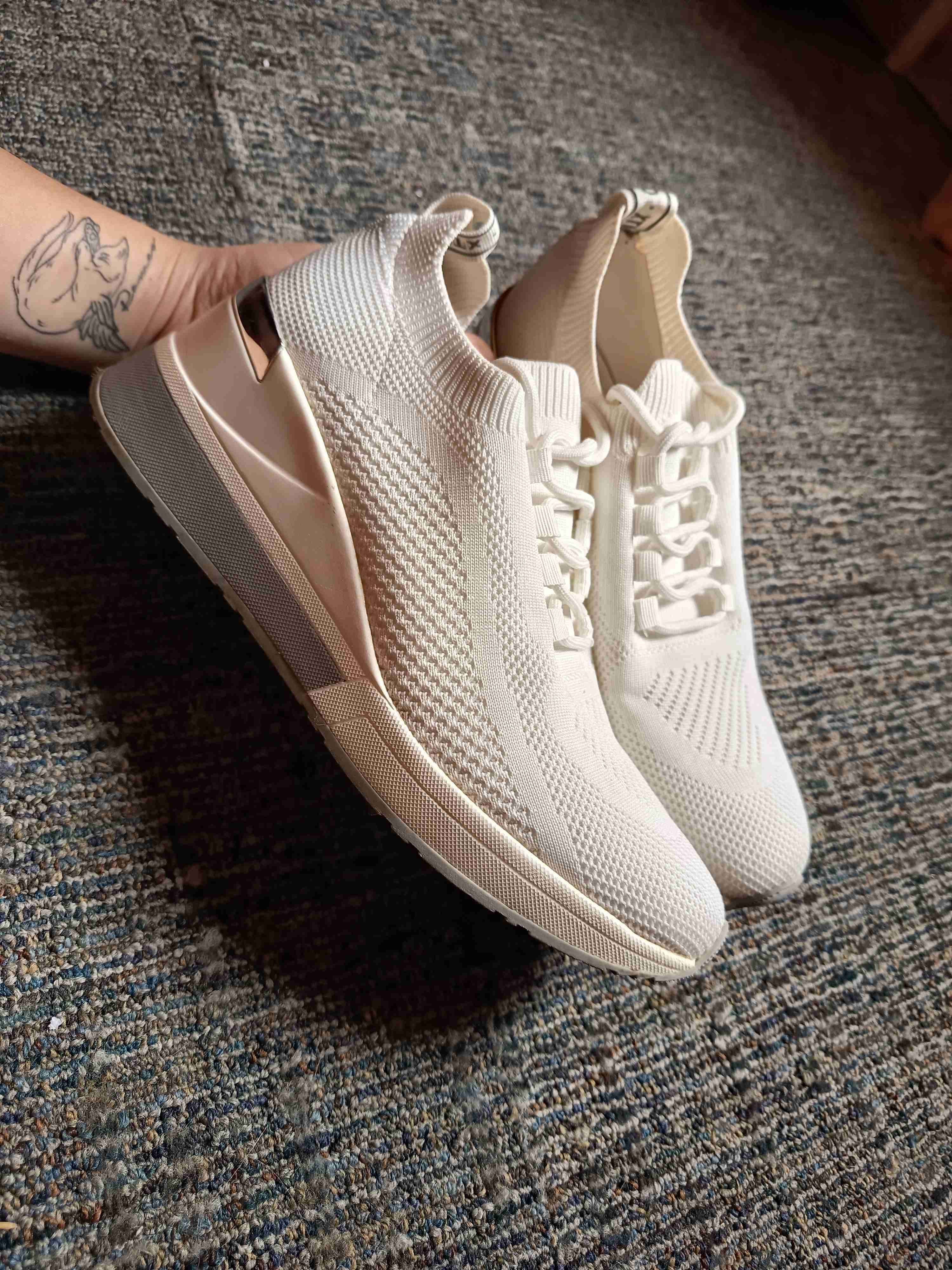 Zapatillas con tacon blancas - miniatura 2