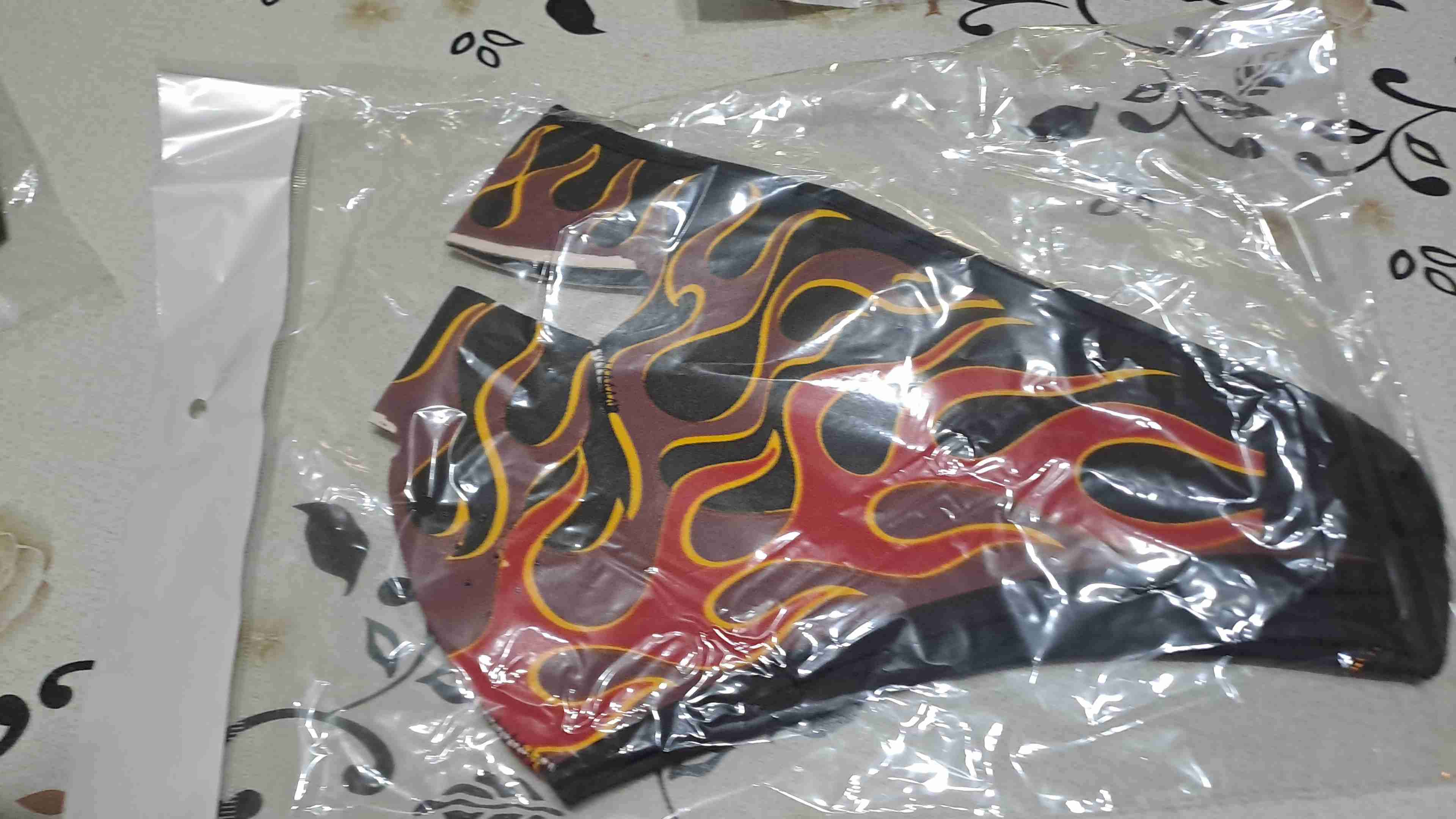 Guantes tácticos negros y camuflados y tazones - miniatura 2