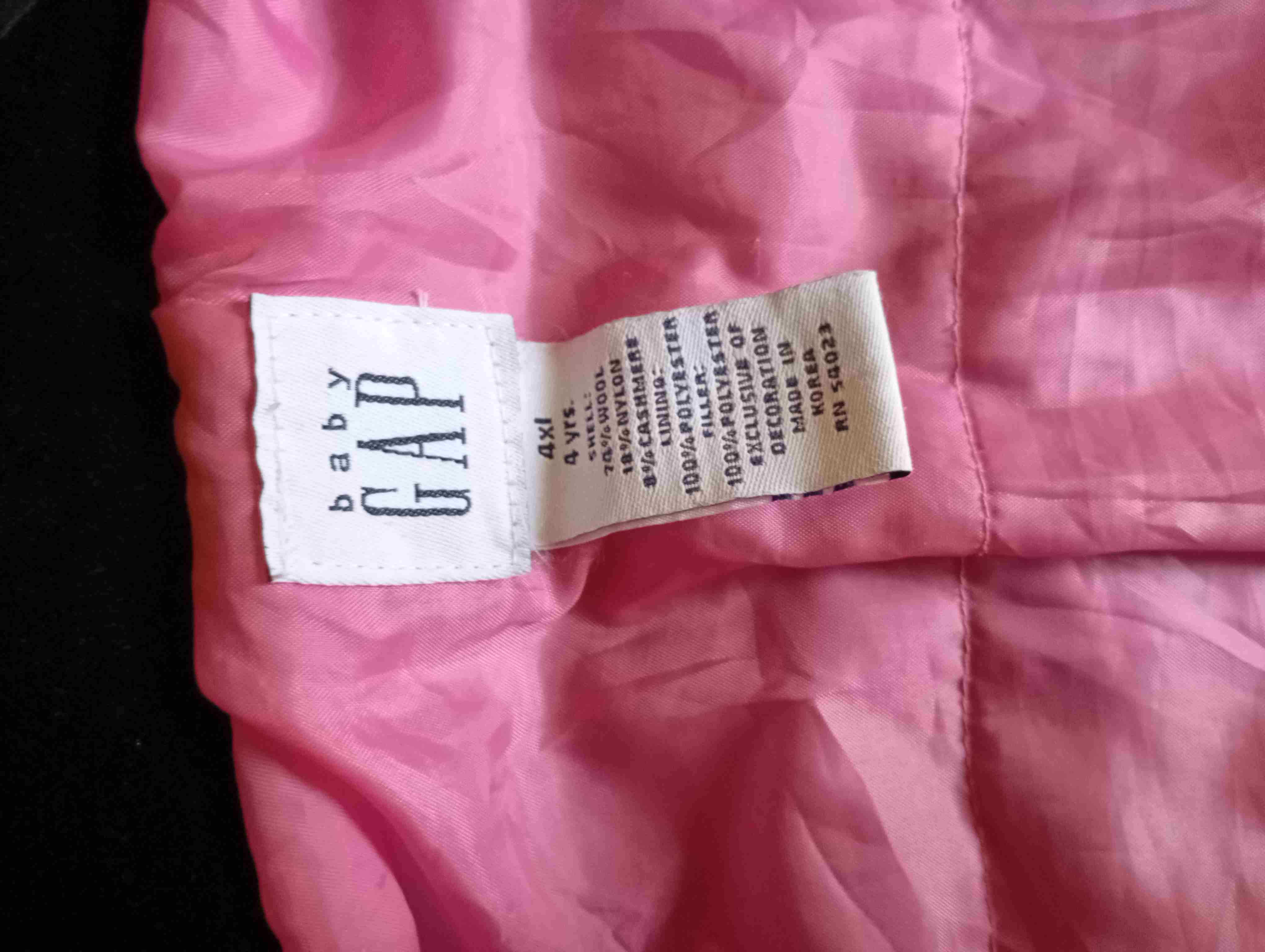 Hermoso abrigo Gap talla 4 - miniatura 5