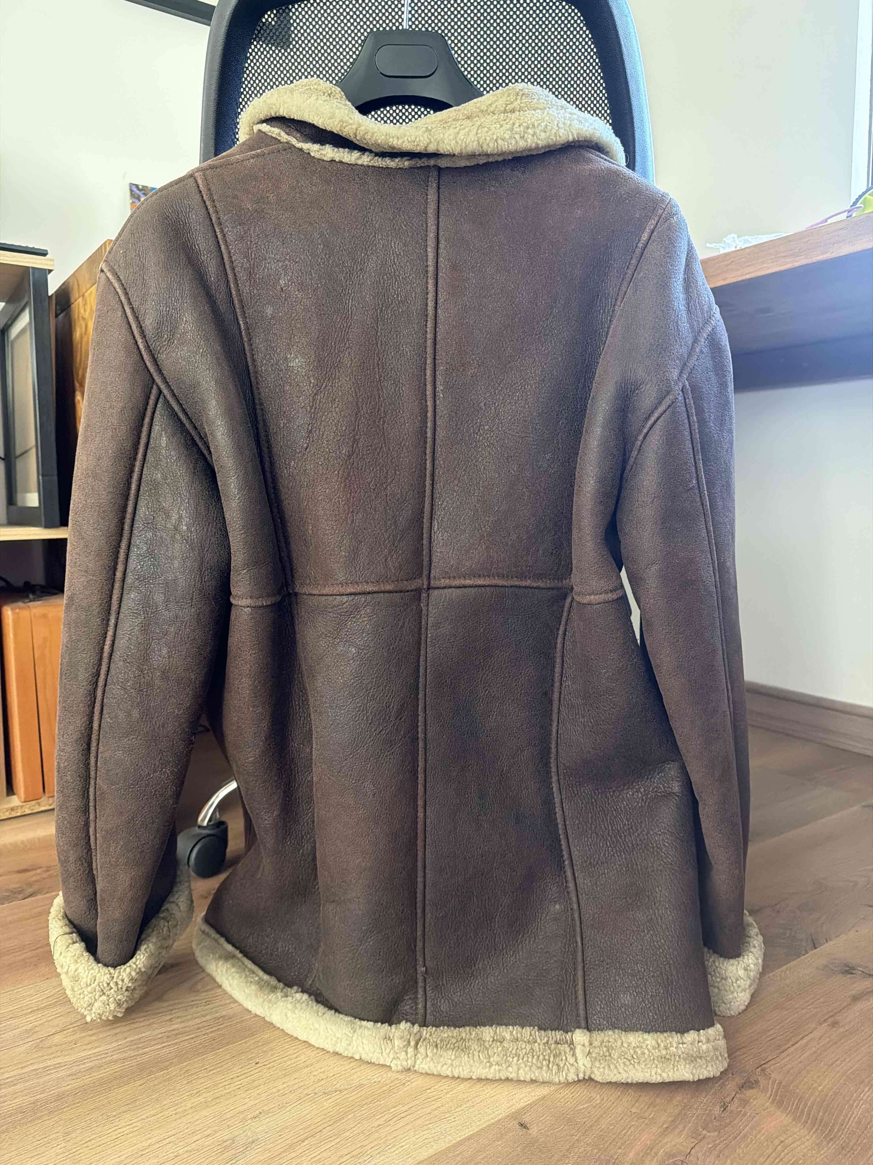 Abrigo de cuero marrón - miniatura 2
